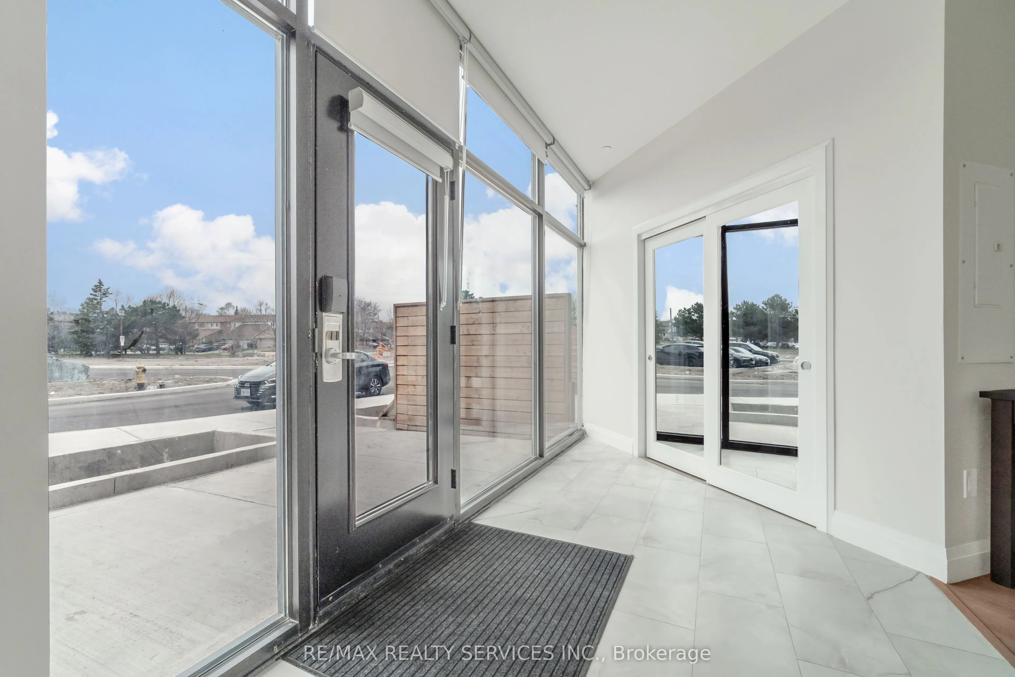 30 DEAN PARK Road, ##9
