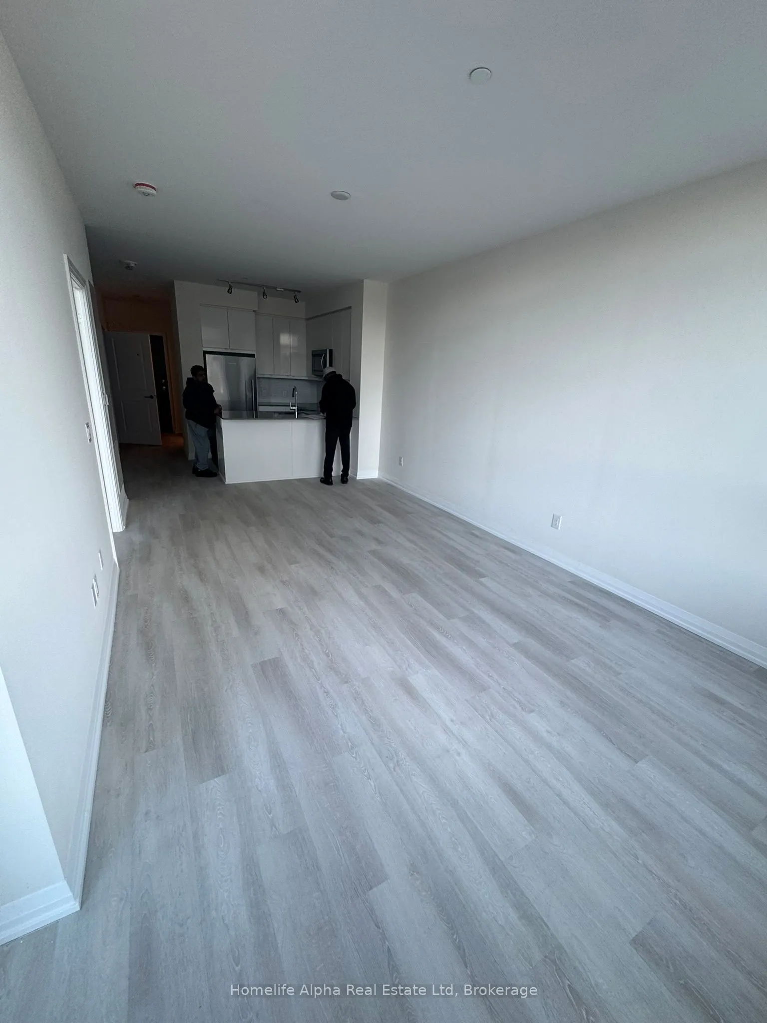 3260 Sheppard Avenue E, #202