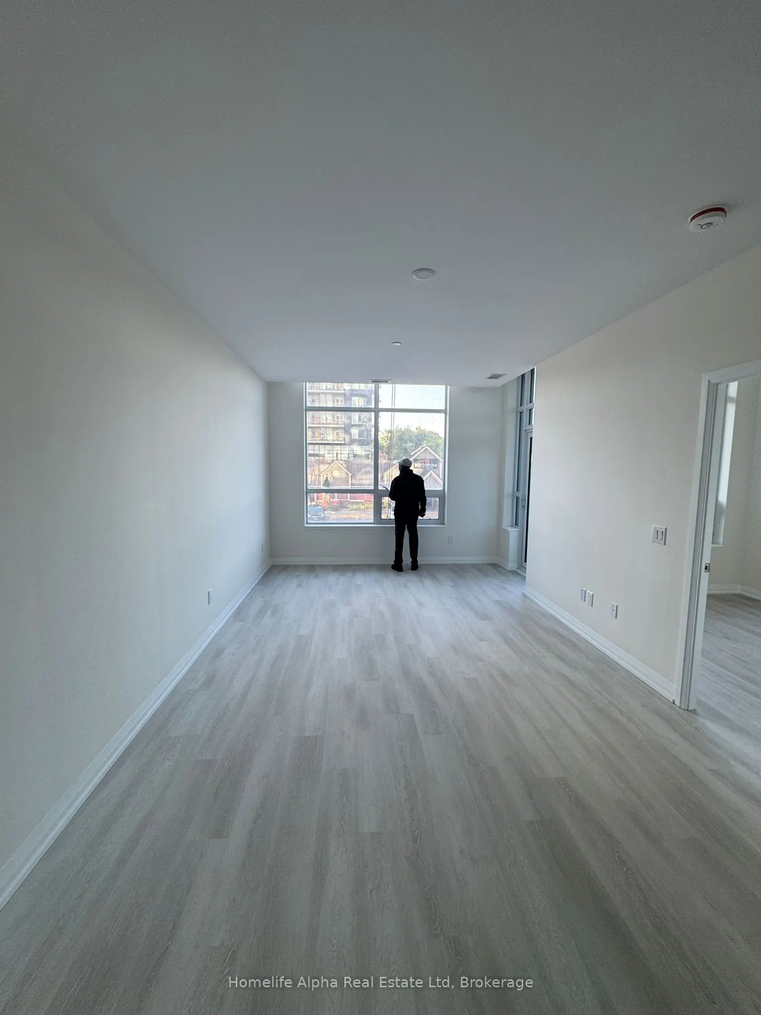 3260 Sheppard Avenue E, #202