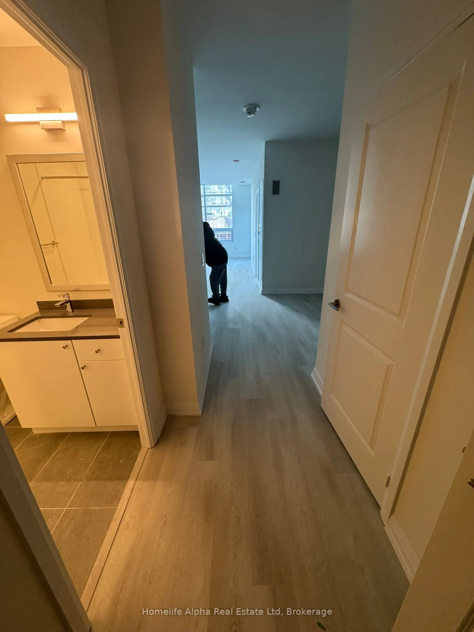3260 Sheppard Avenue E, #202