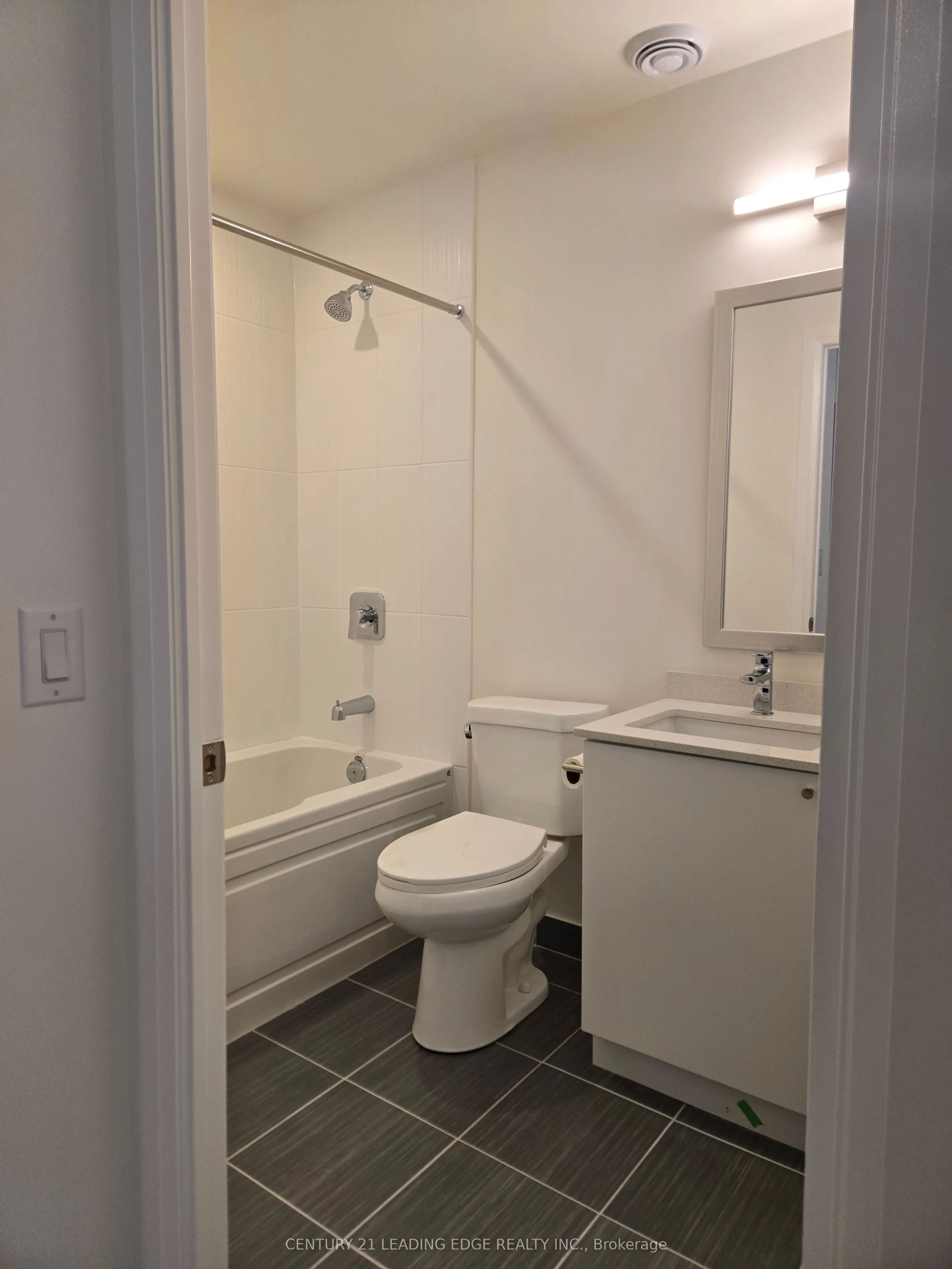 3270 Sheppard Avenue E, #224