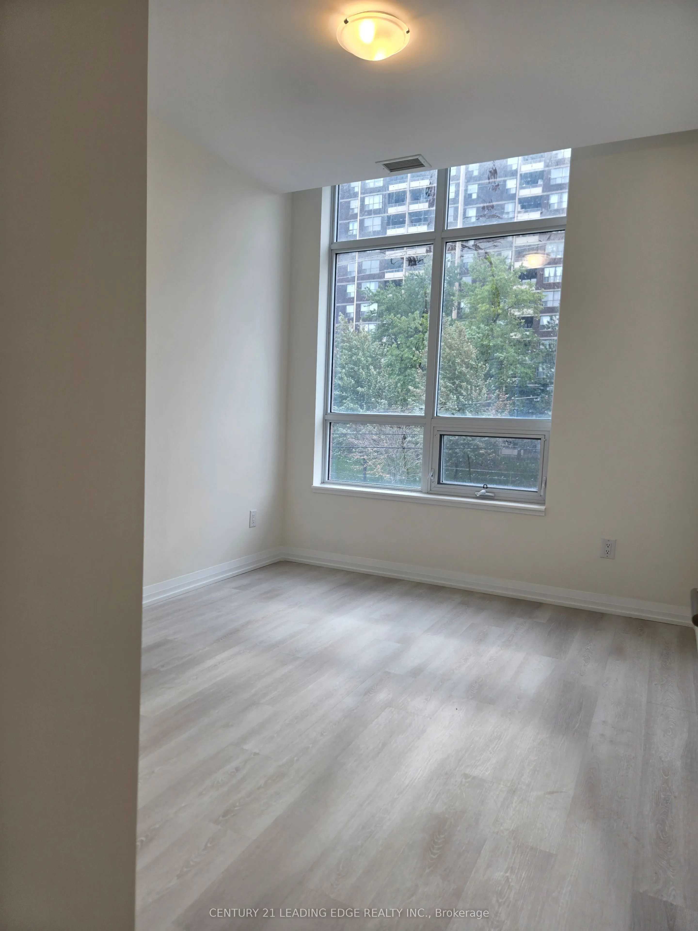 3270 Sheppard Avenue E, #224