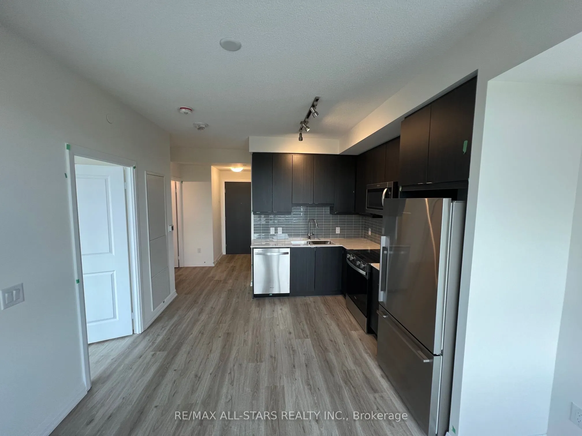 3270 Sheppard Avenue E, #1430