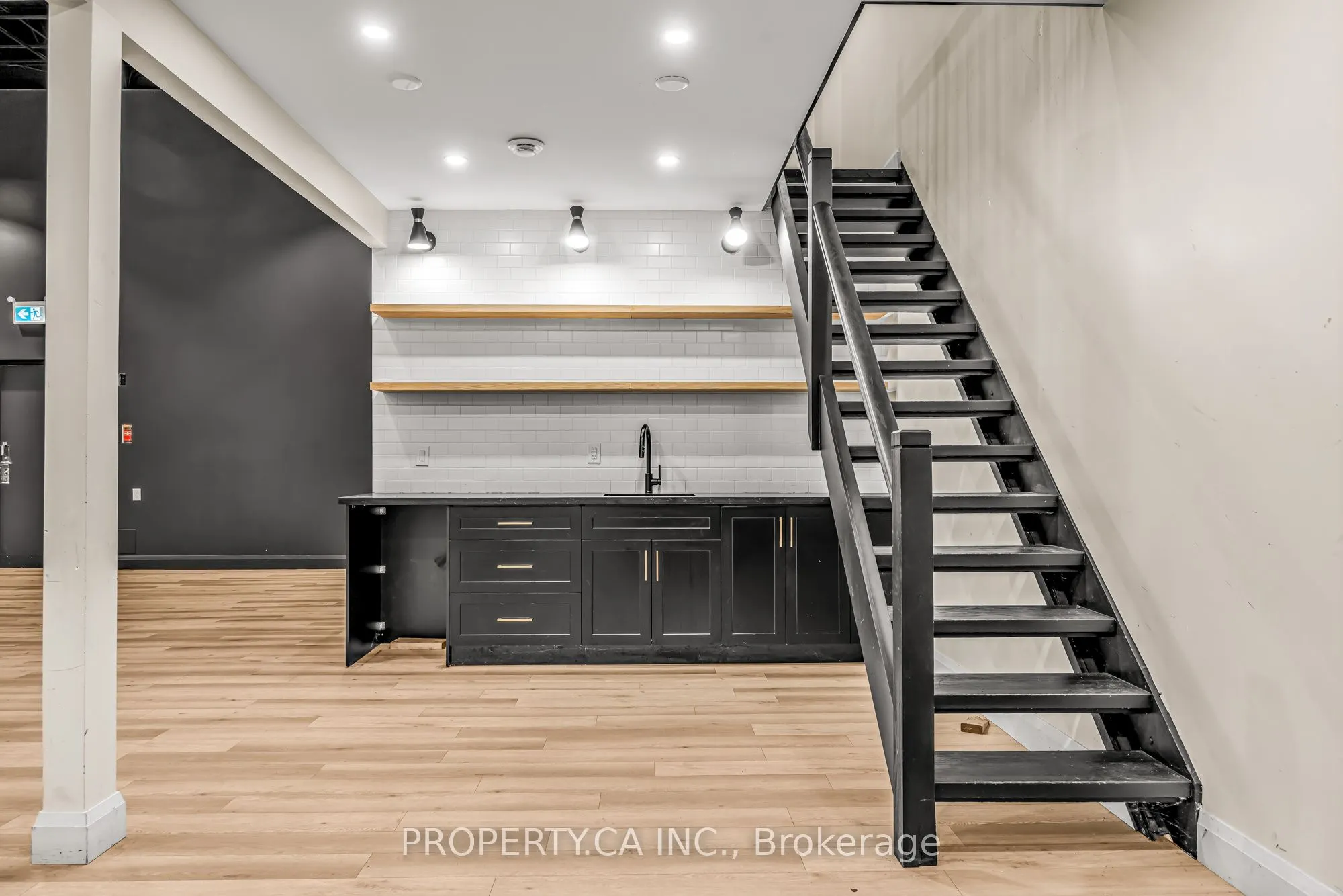 793 Pharmacy Avenue, #118