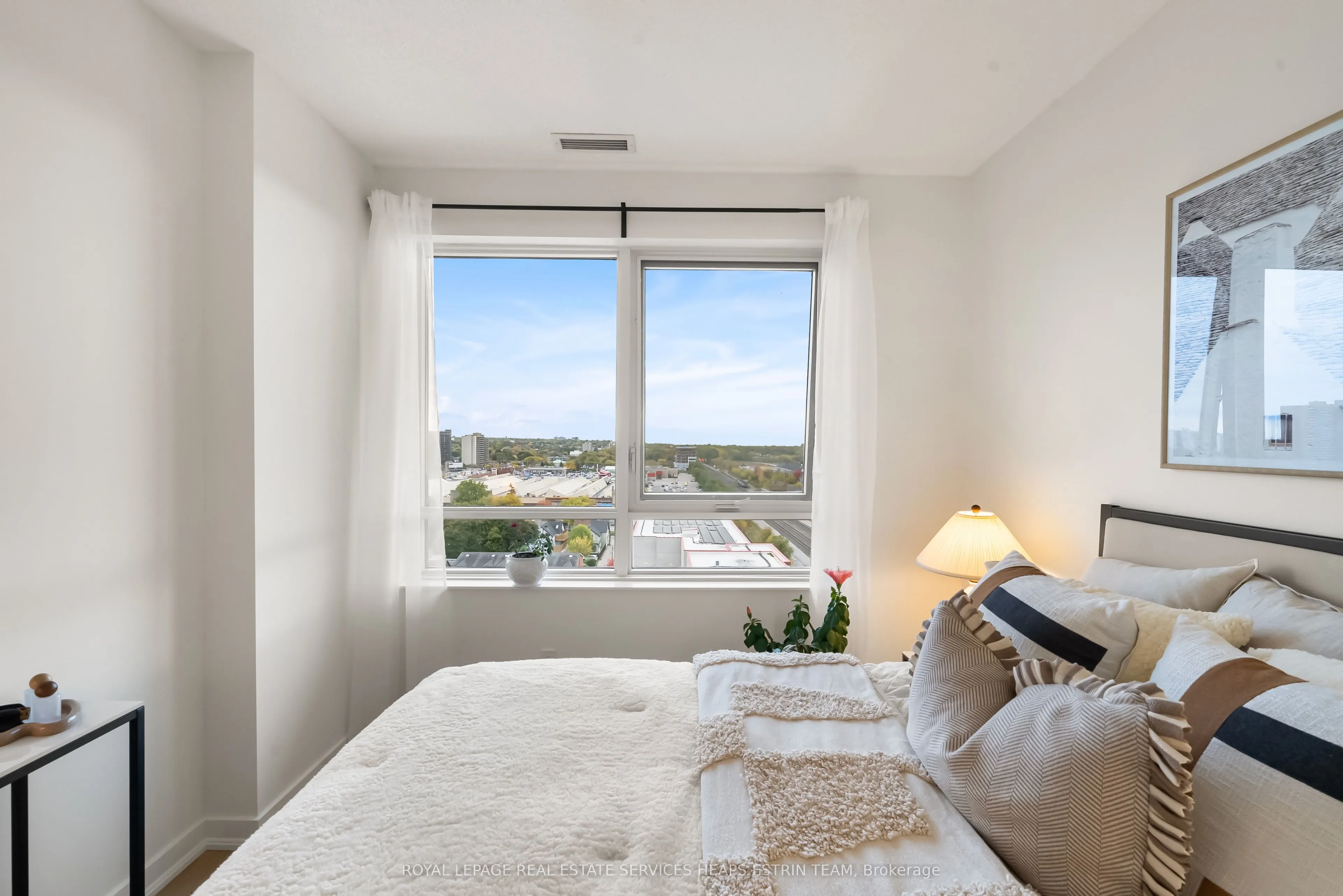 8 Trent Avenue, #1213