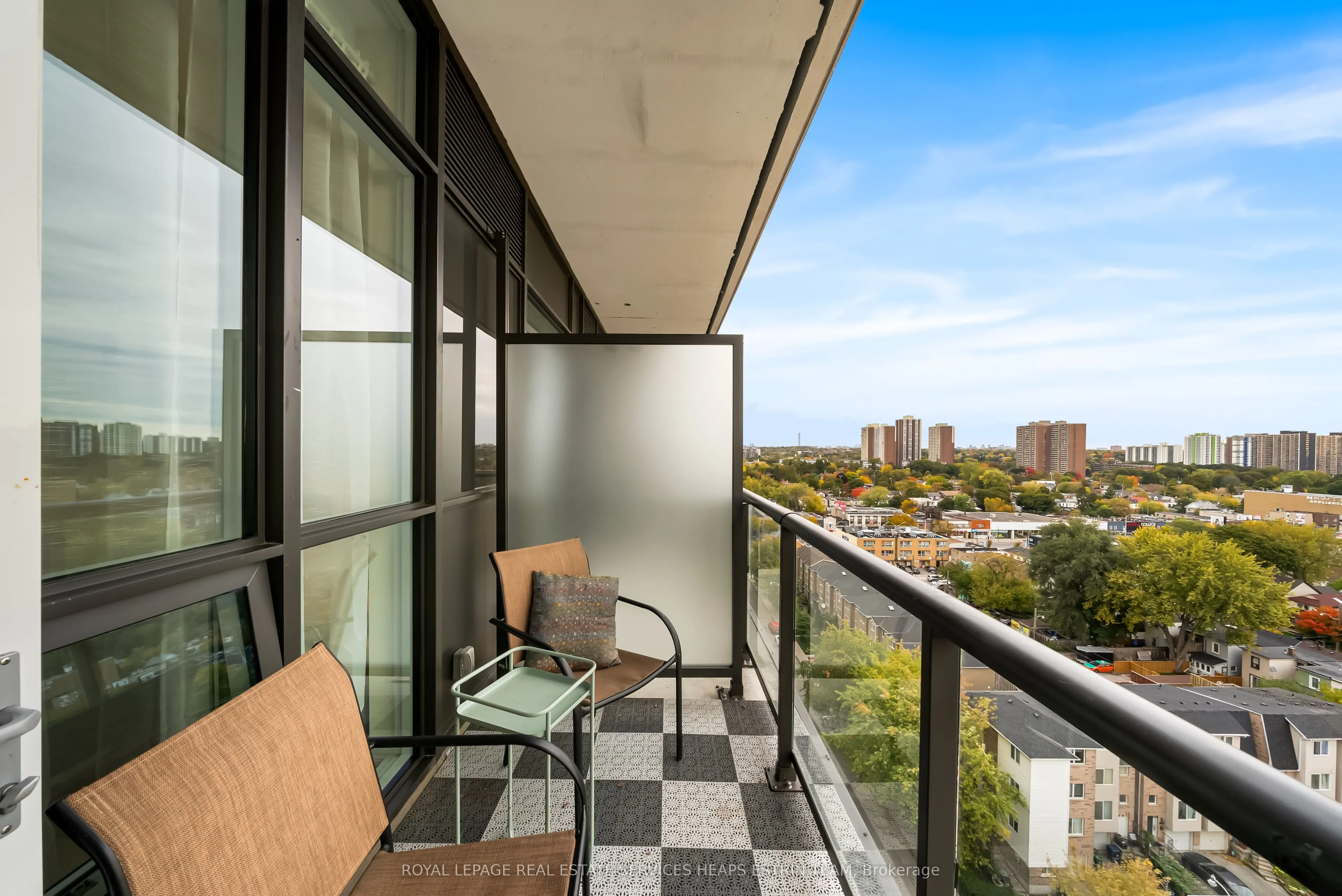 8 Trent Avenue, #1213