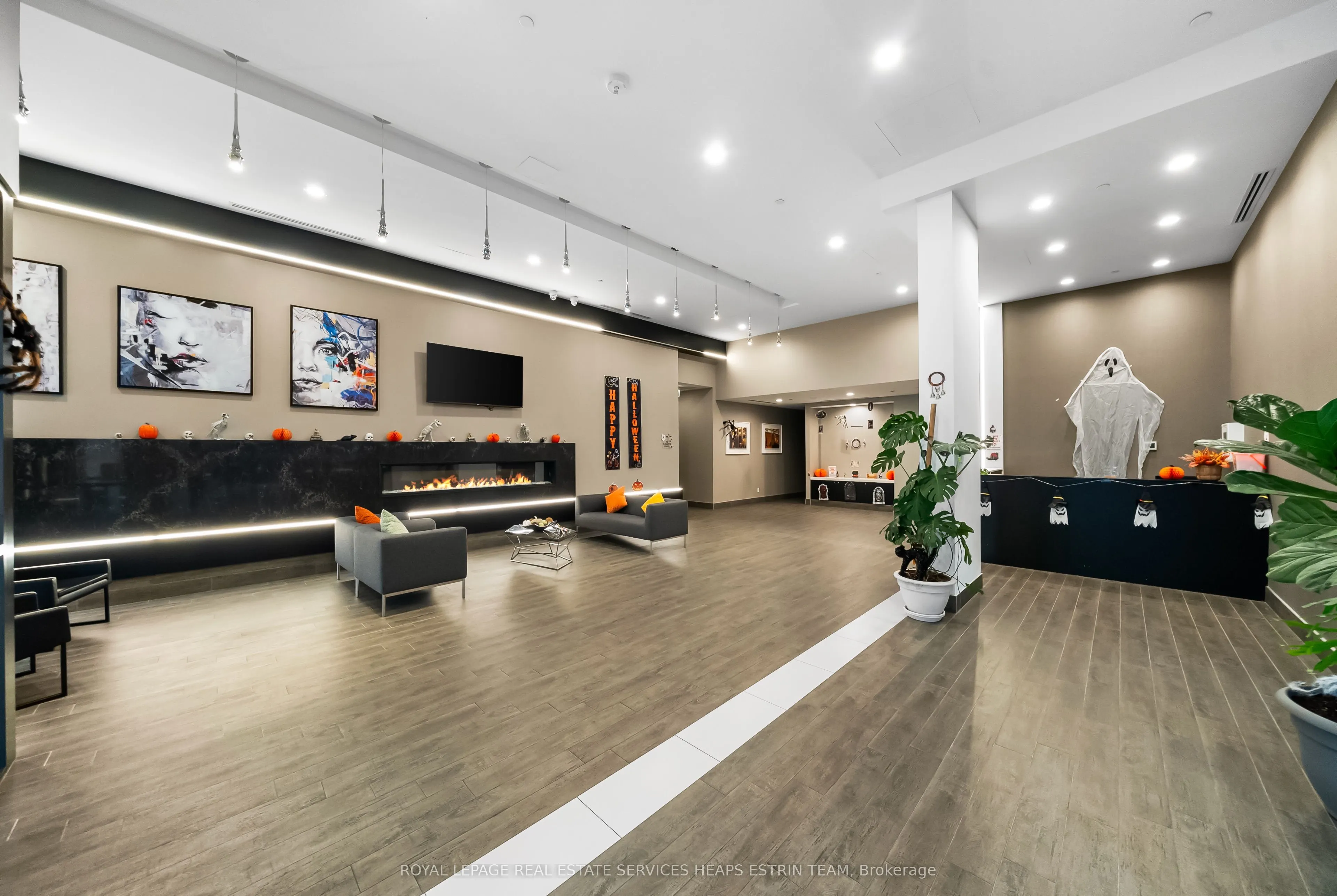 8 Trent Avenue, #1213