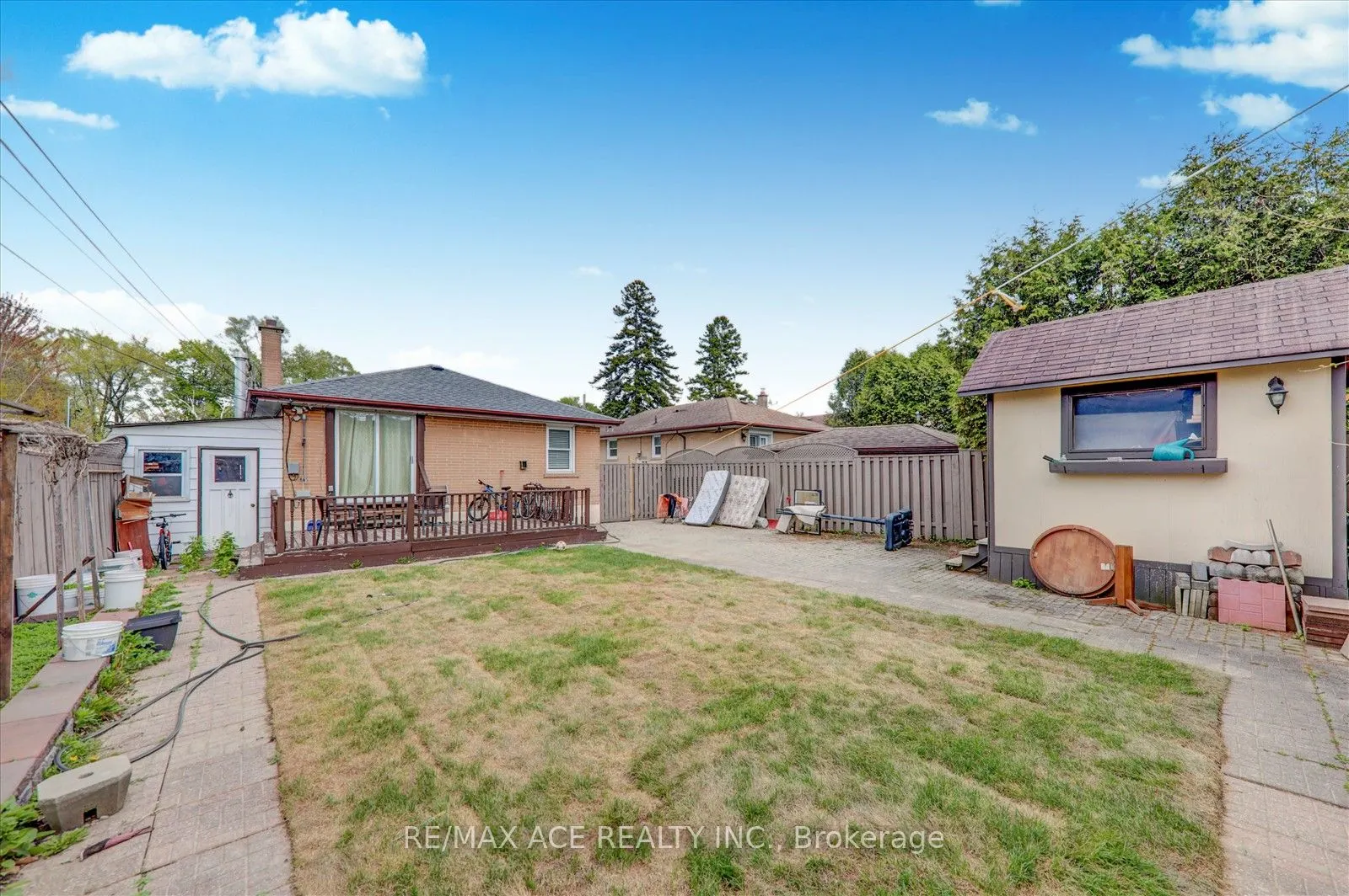10 Blakemanor Boulevard