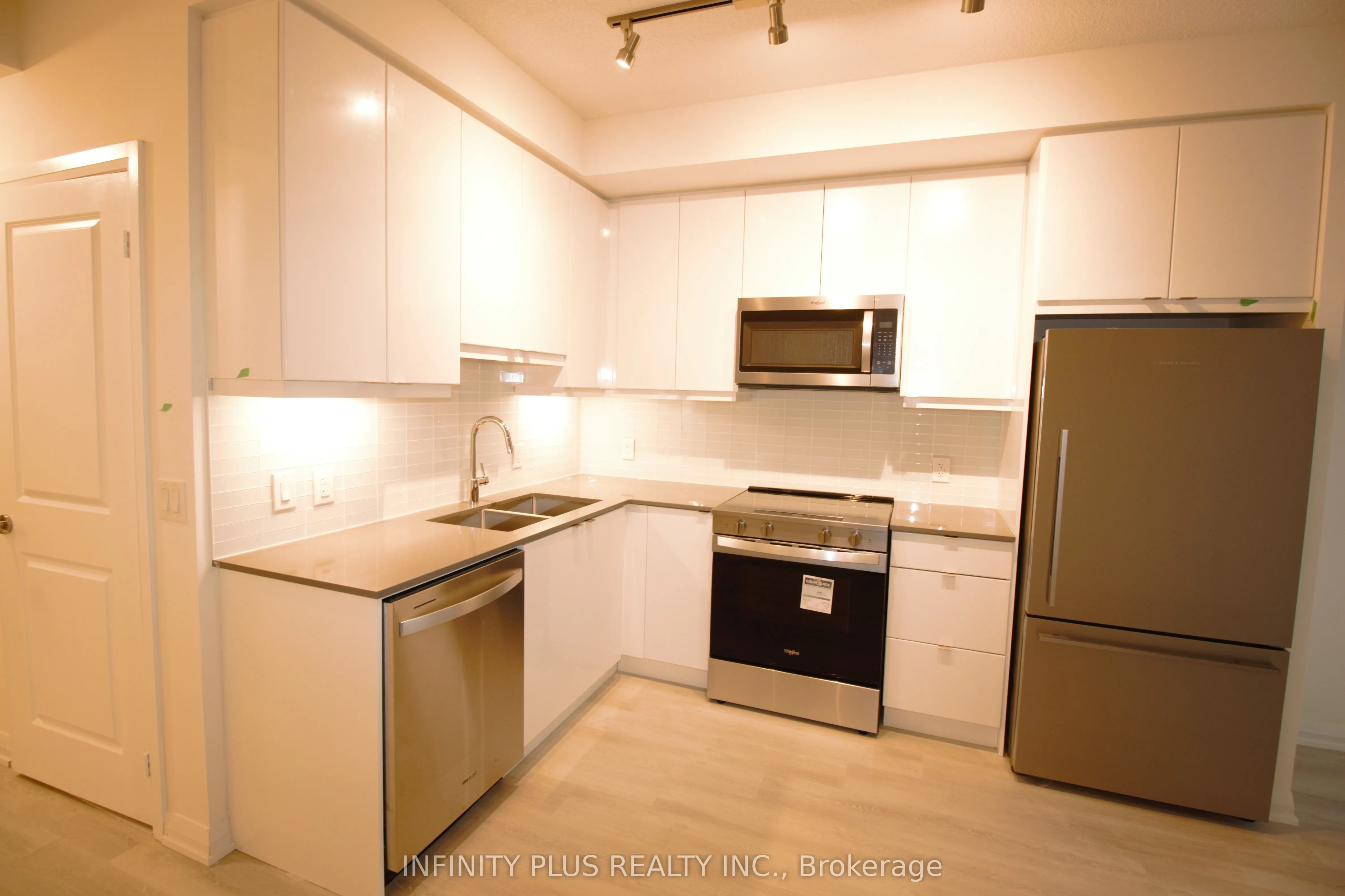 3270 SHEPPARD AVE E, #1630