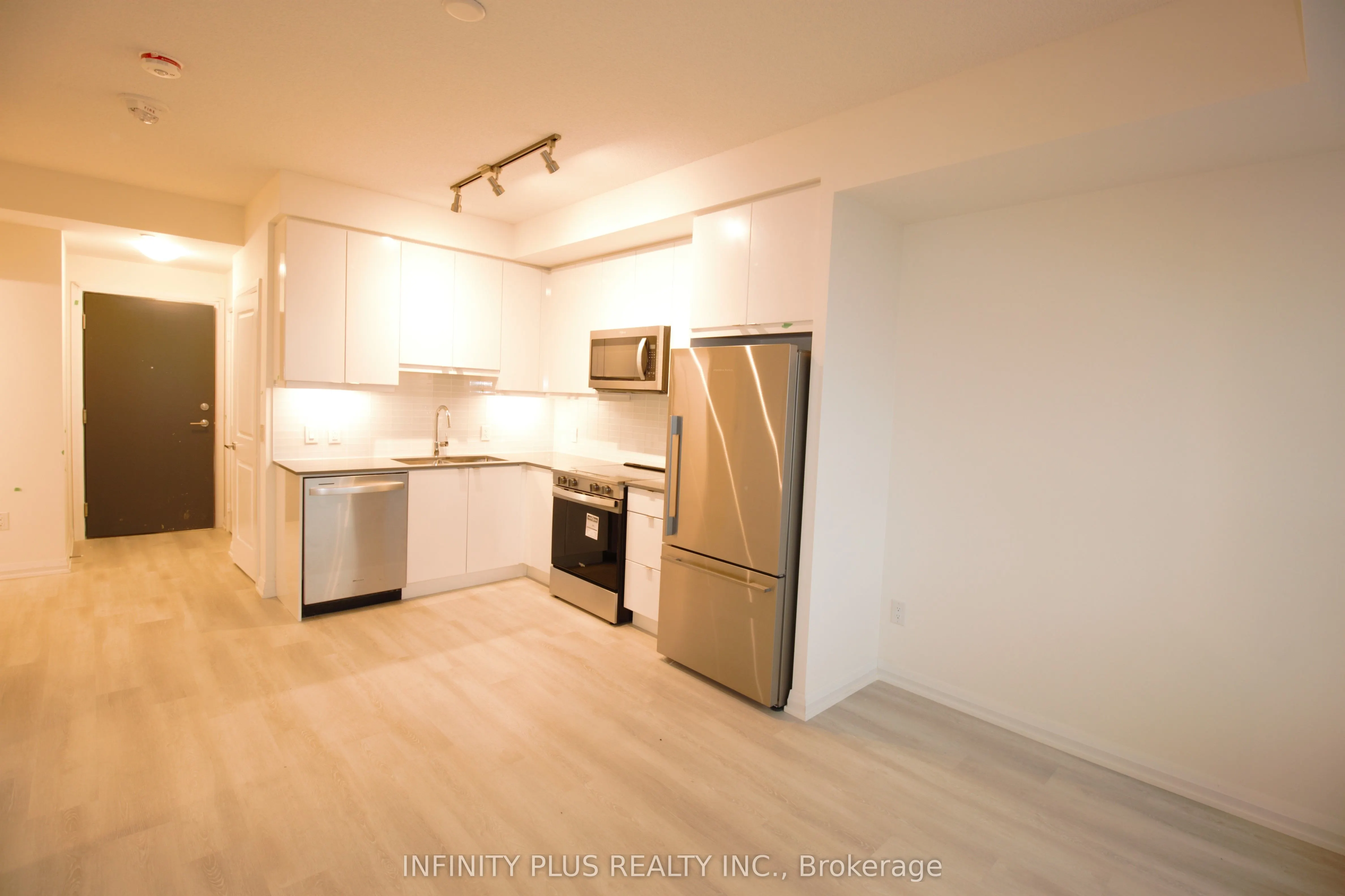 3270 SHEPPARD AVE E, #1630