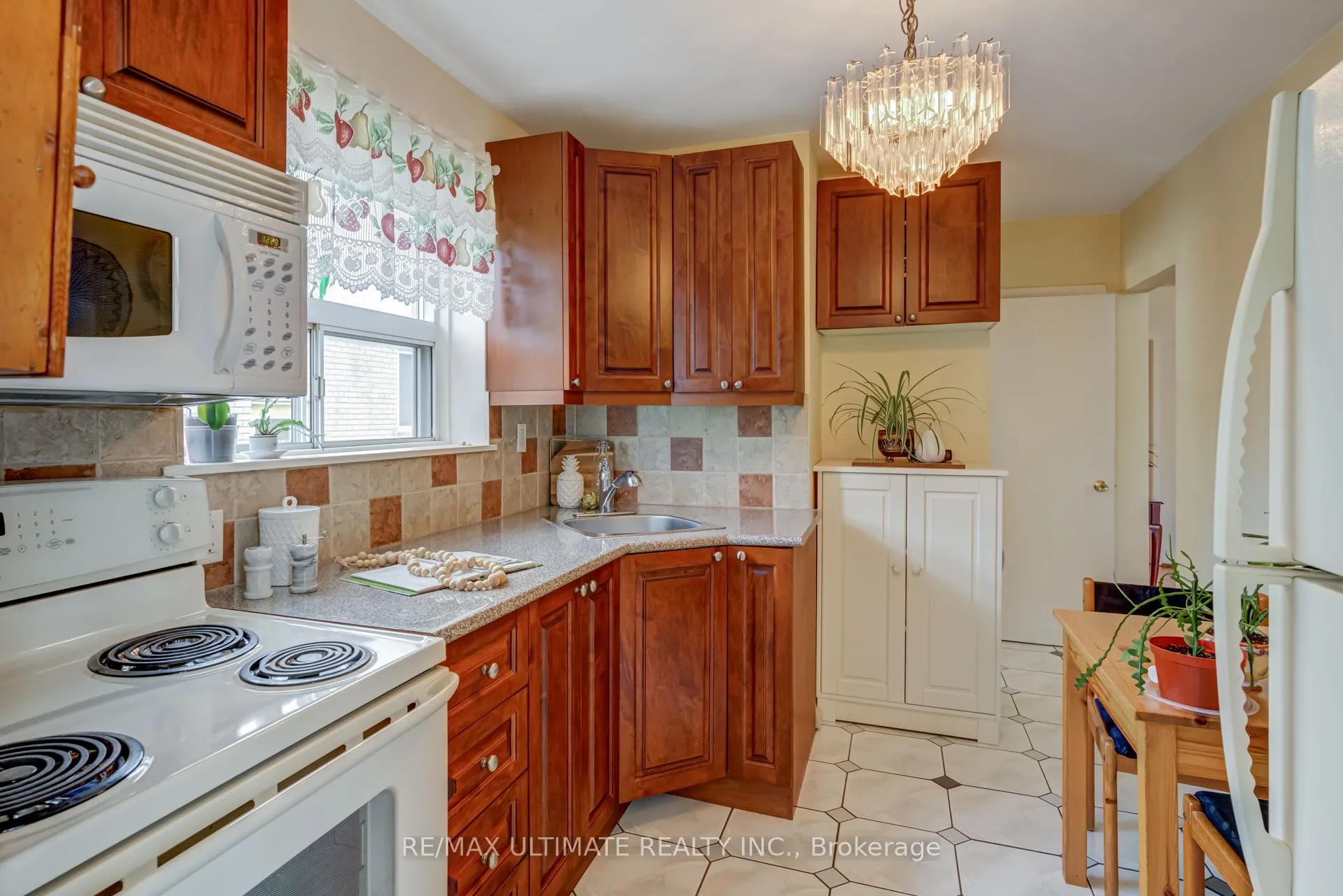 29 Clapperton Avenue