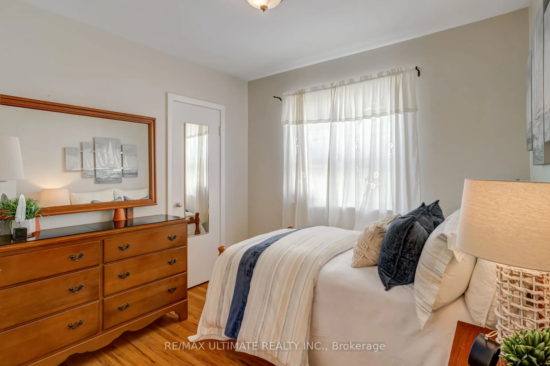29 Clapperton Avenue