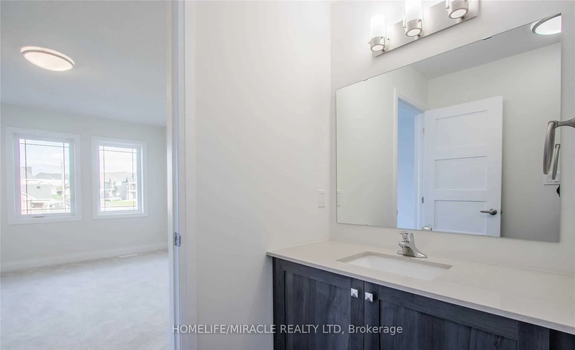 530 Askew Court, #Upper