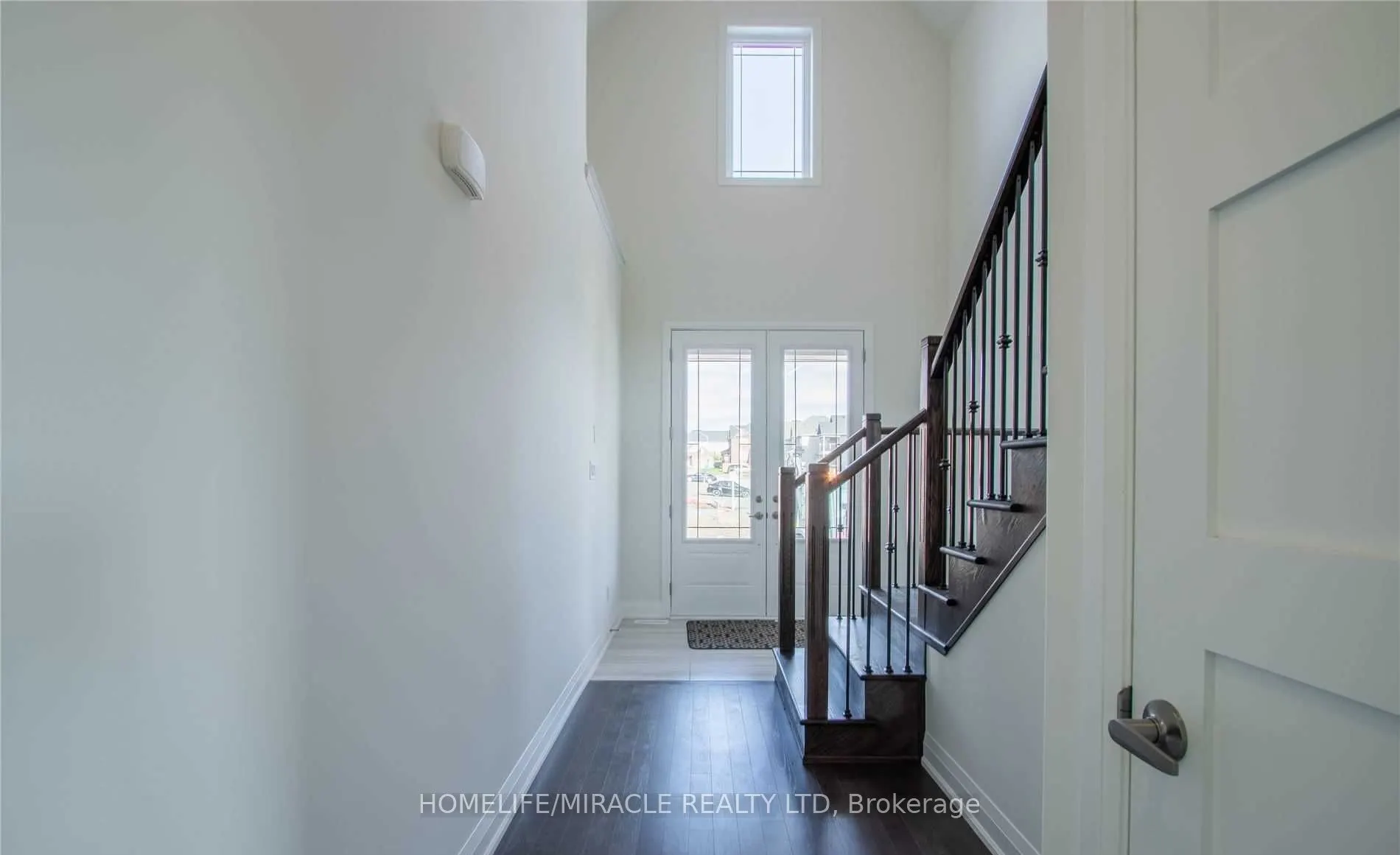 530 Askew Court, #Upper
