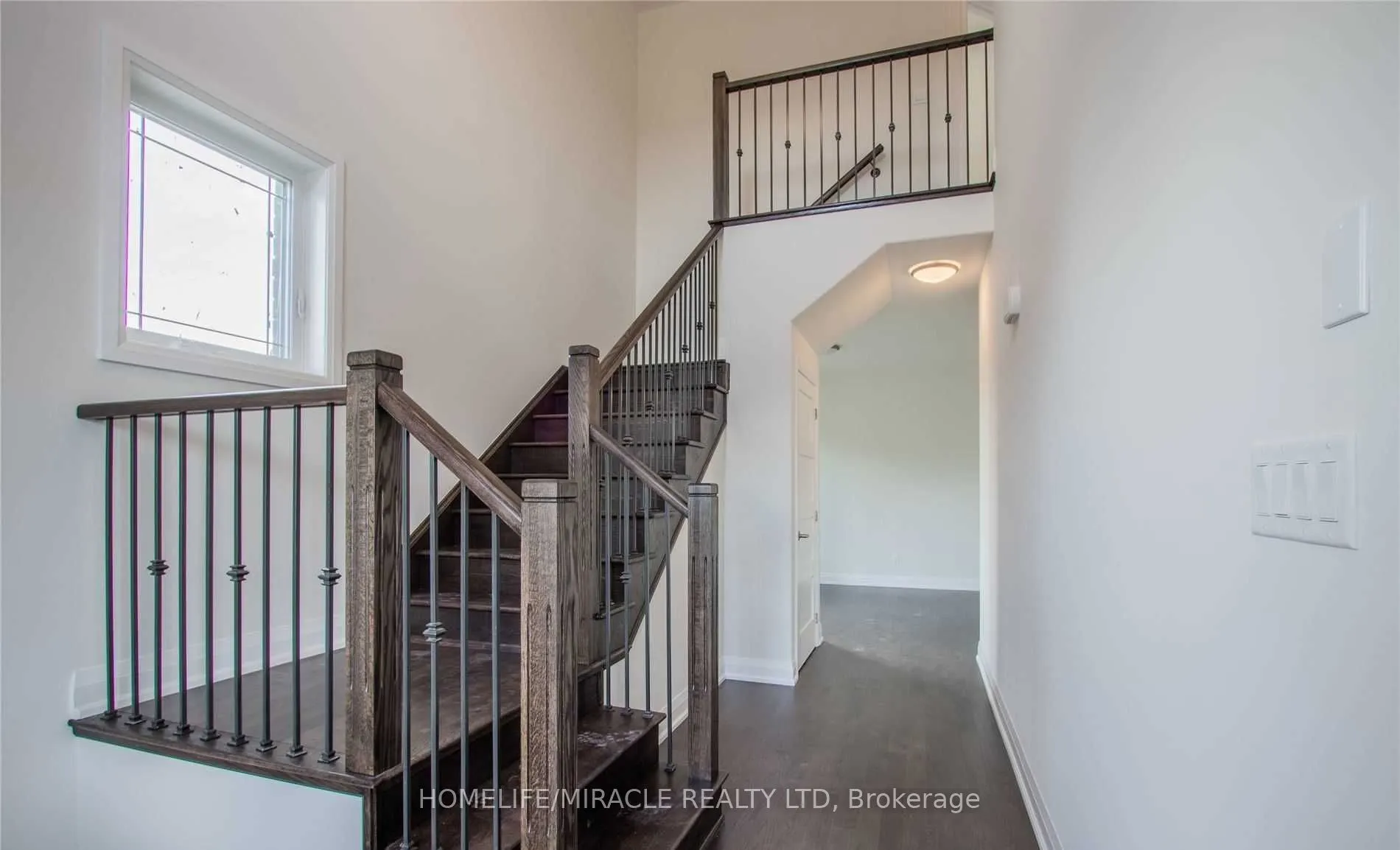 530 Askew Court, #Upper