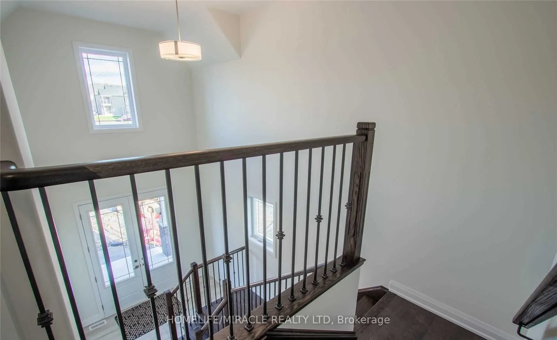 530 Askew Court, #Upper