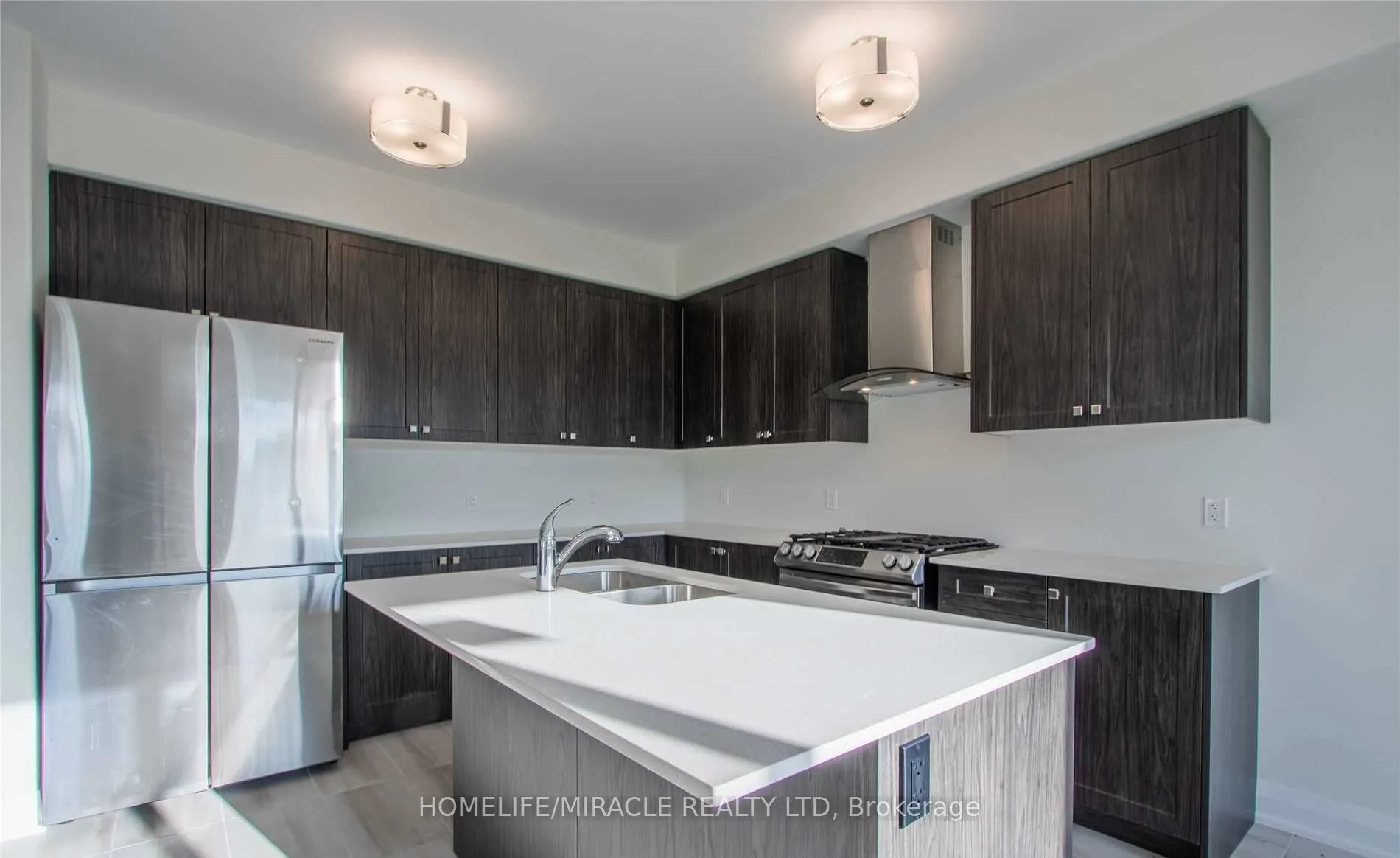 530 Askew Court, #Upper