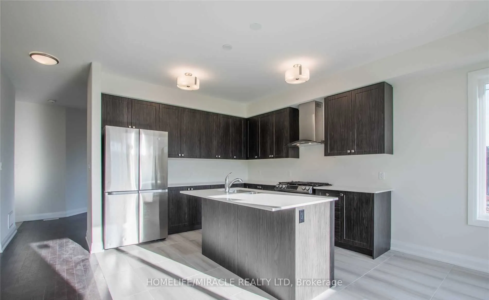 530 Askew Court, #Upper