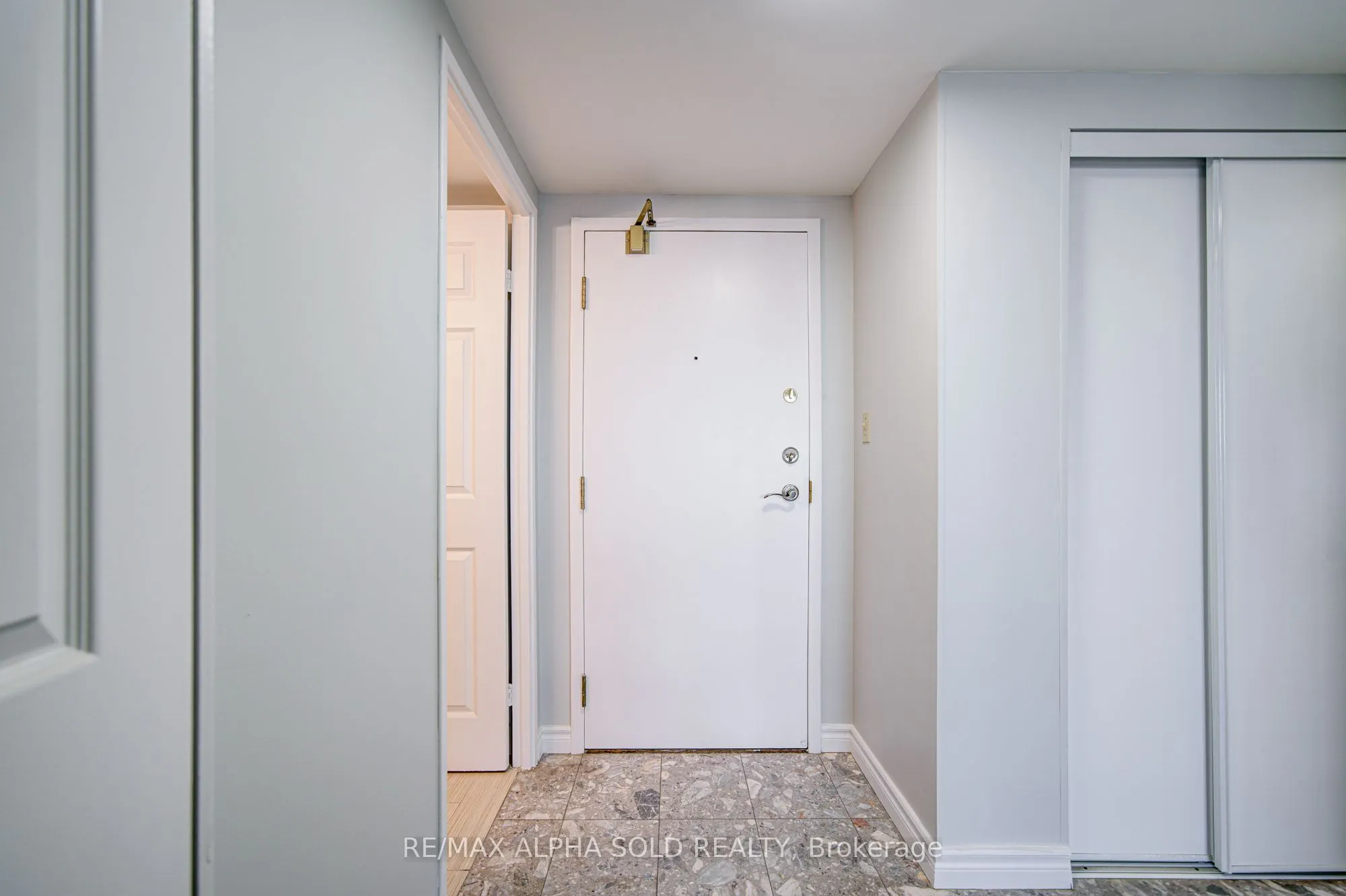 30 Thunder Grove, #1406