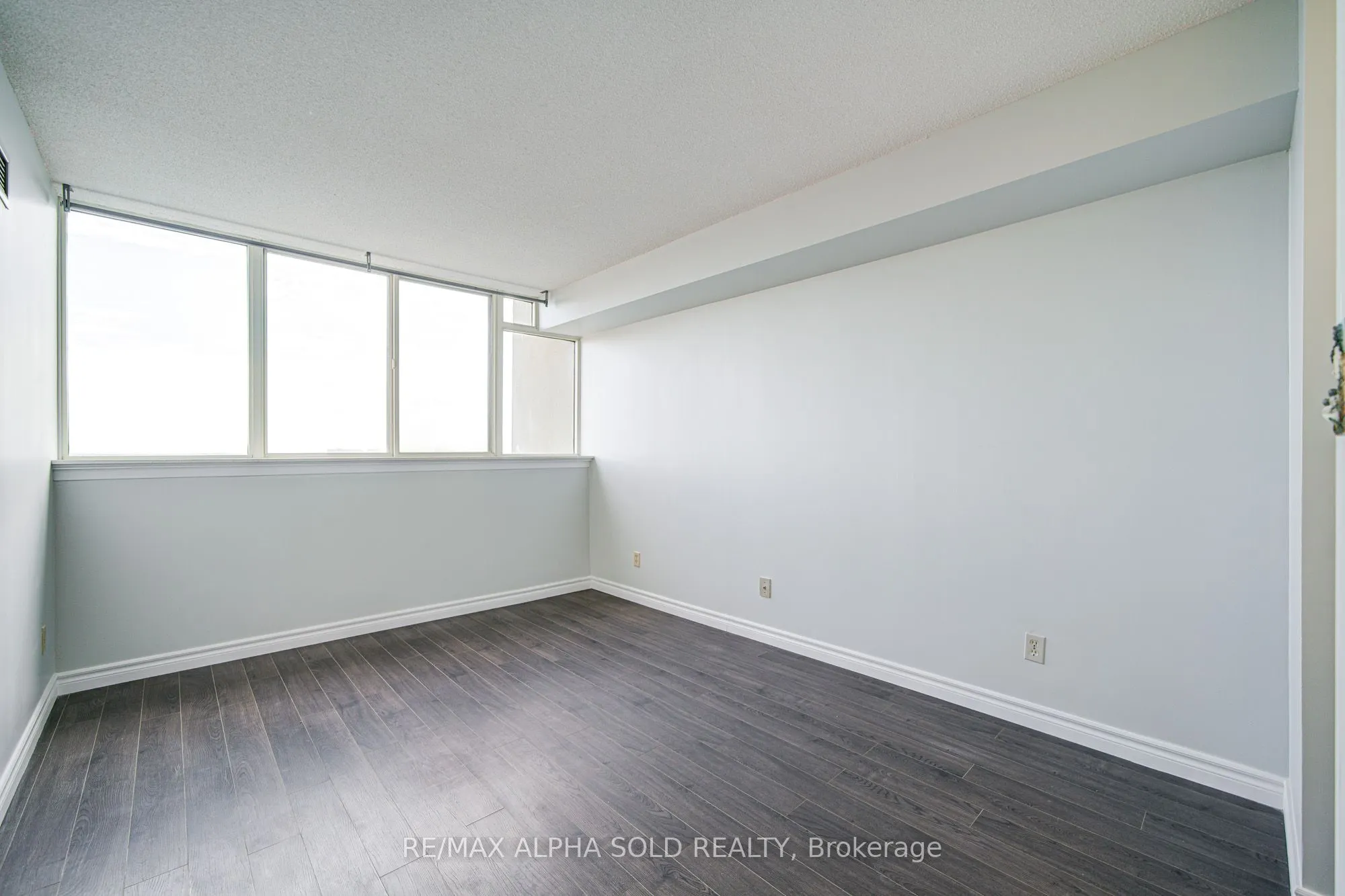 30 Thunder Grove, #1406
