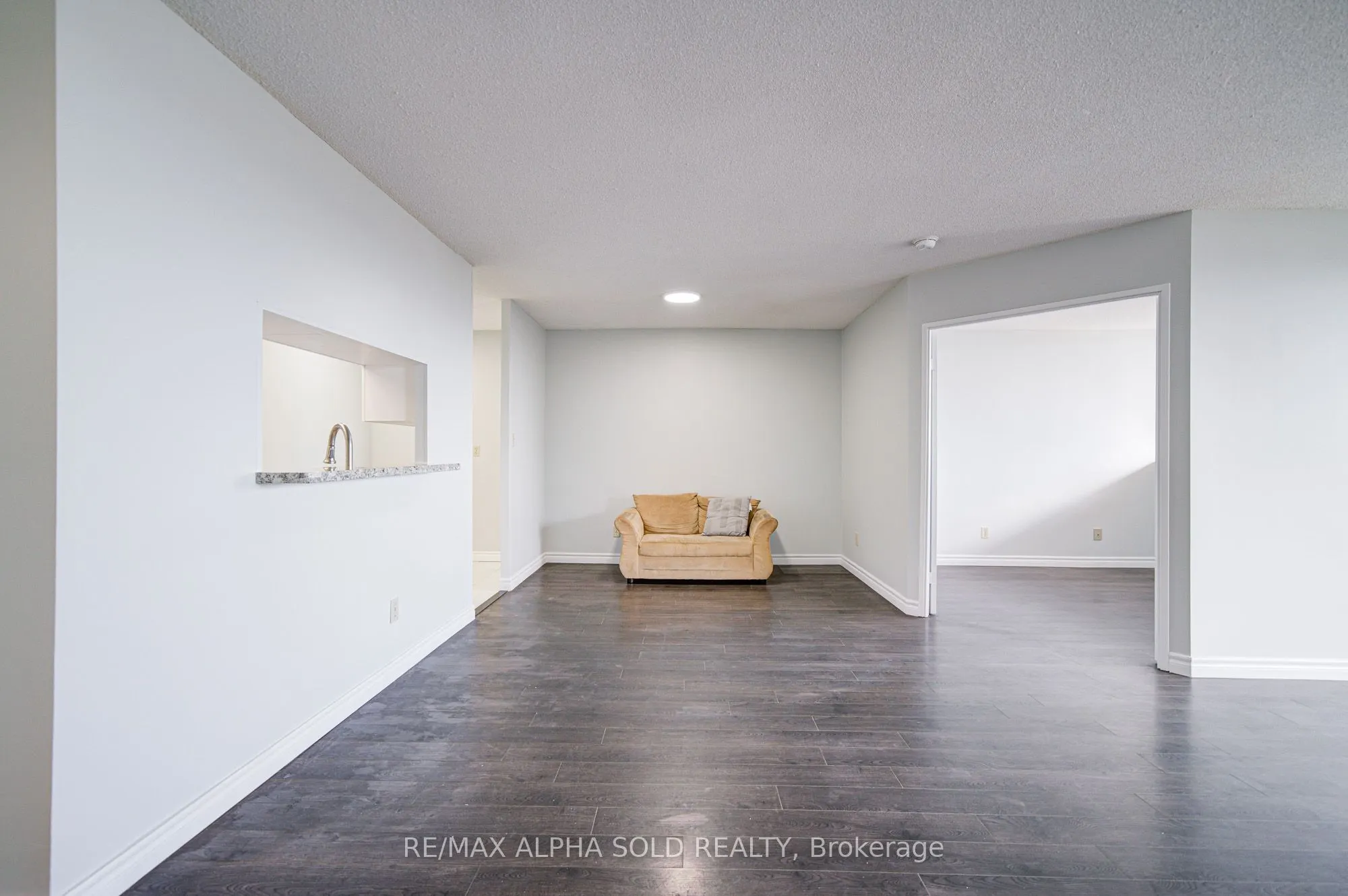 30 Thunder Grove, #1406