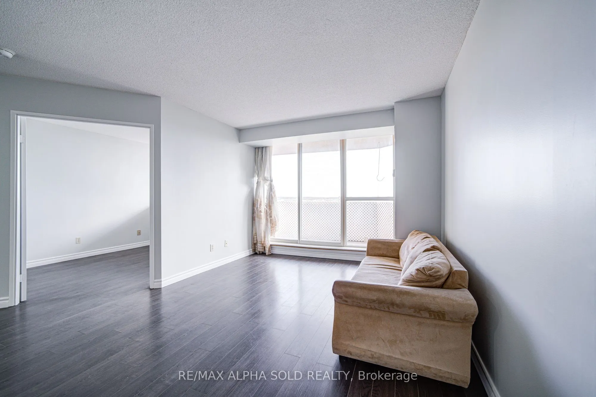 30 Thunder Grove, #1406