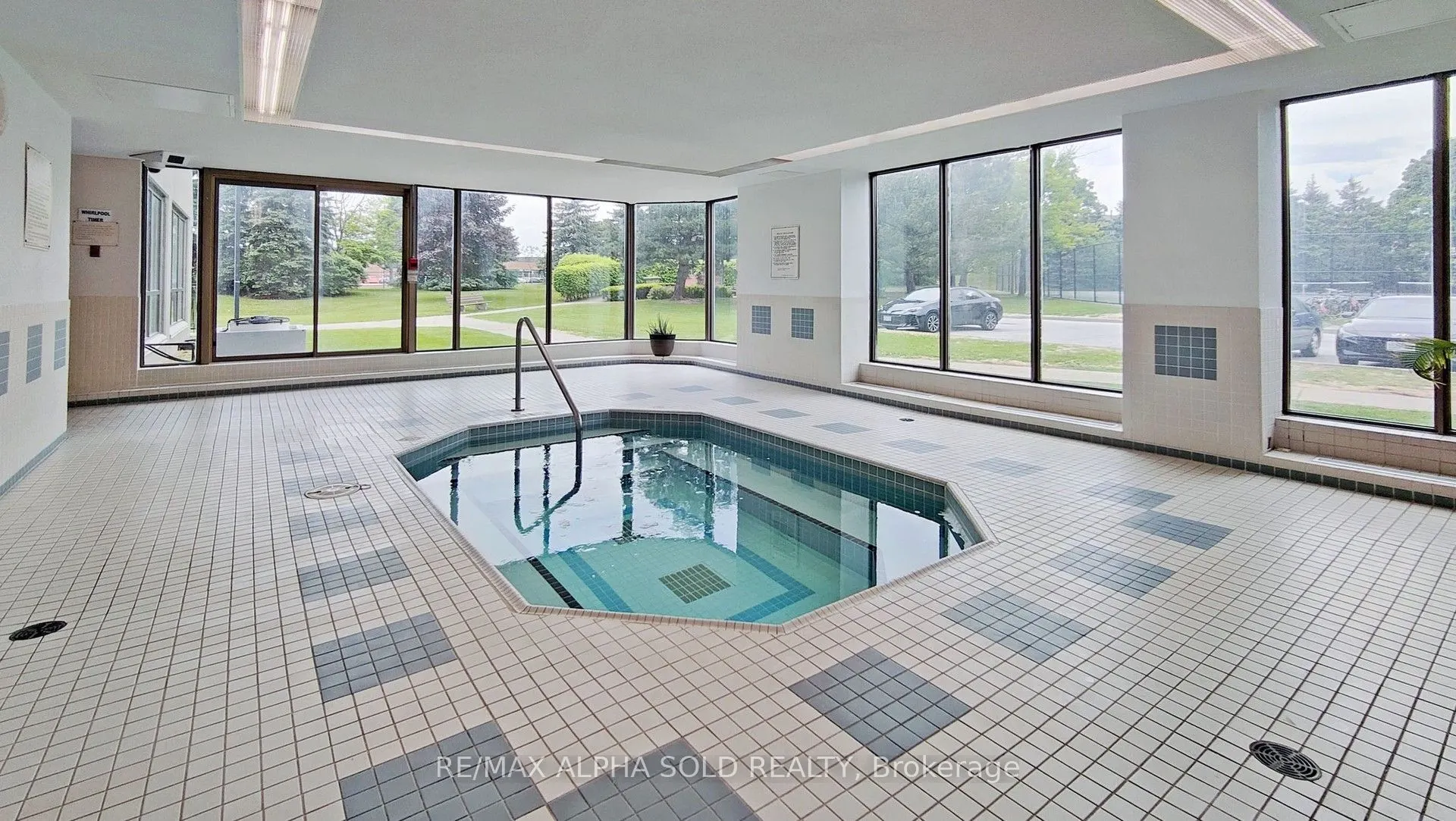 30 Thunder Grove, #1406
