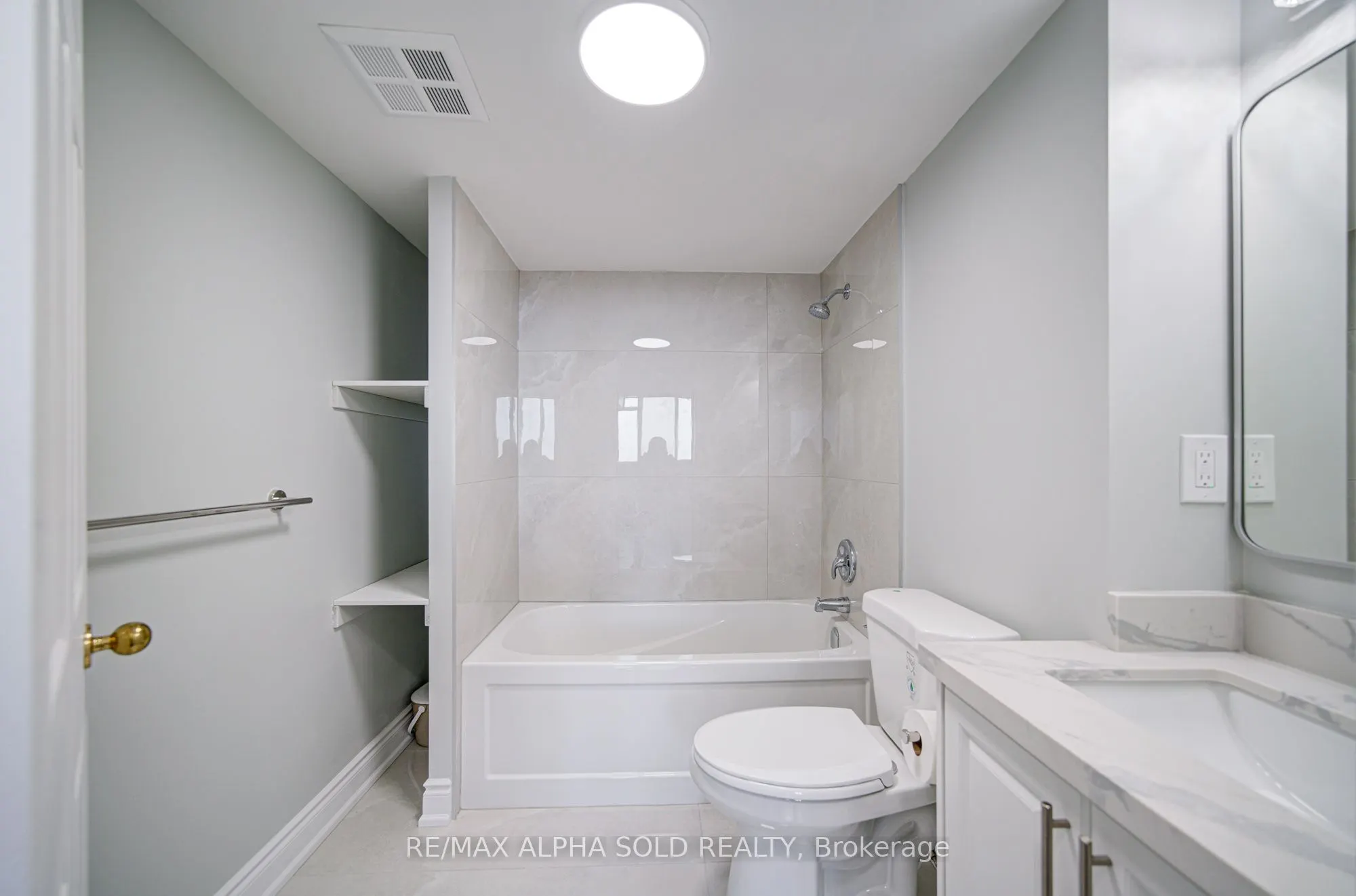 30 Thunder Grove, #1406