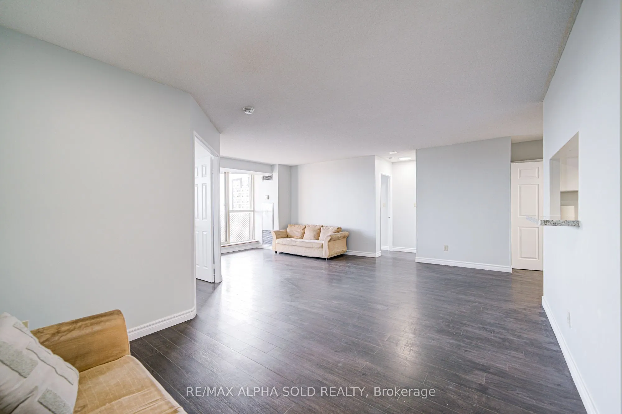 30 Thunder Grove, #1406