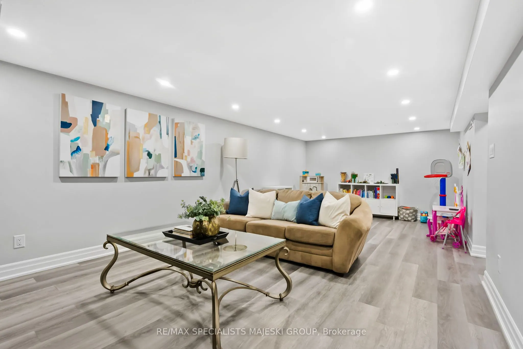 8 Brumwell Street