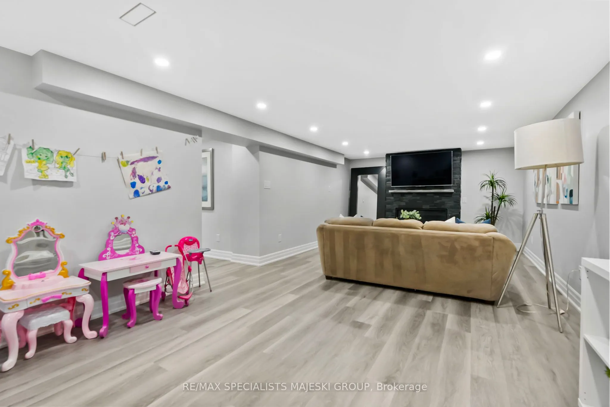 8 Brumwell Street