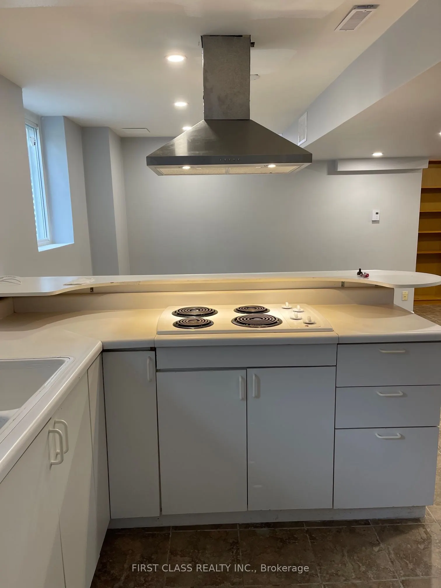 41 Coomer Crescent, #Bsmt