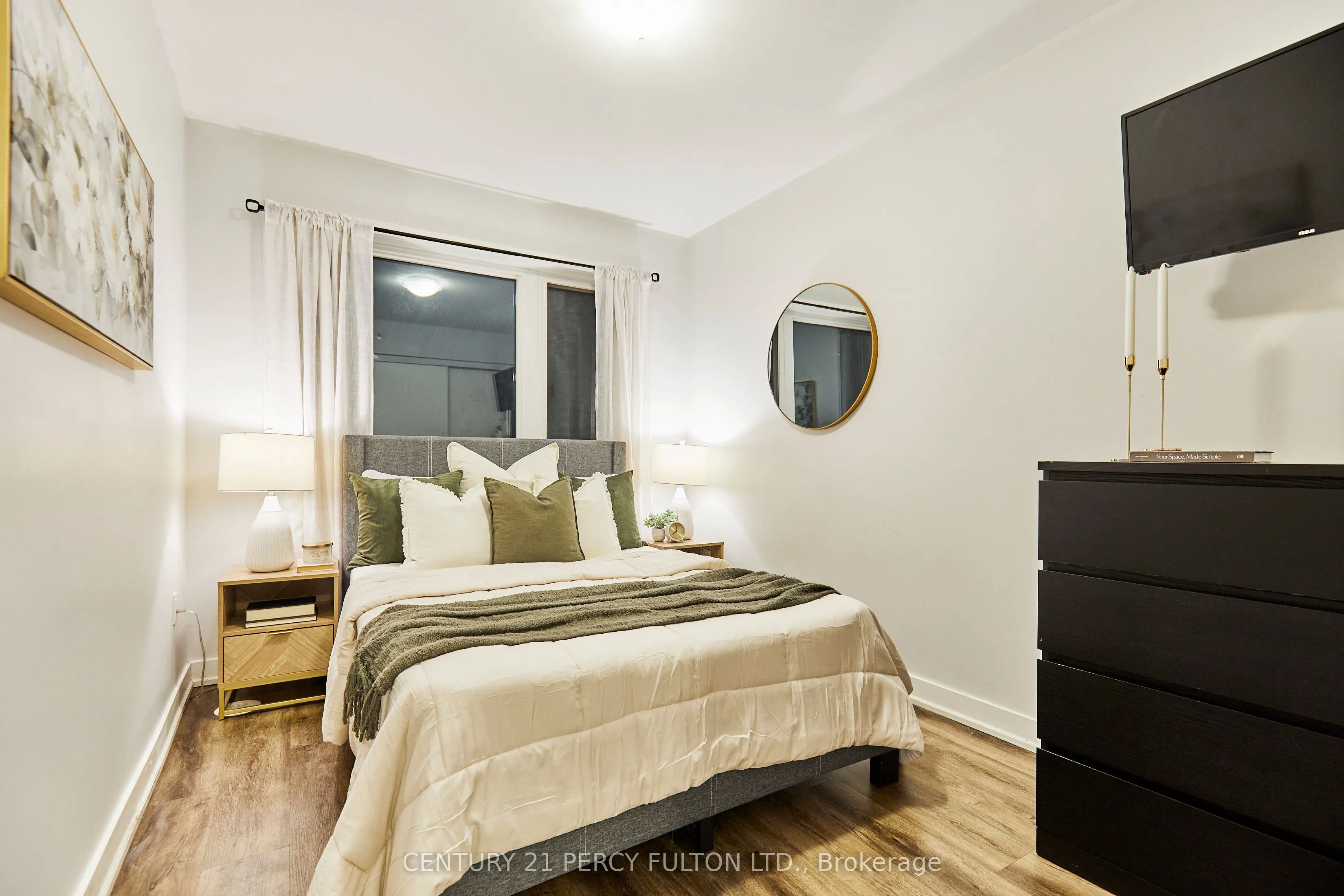 1555 Kingston Road, #114