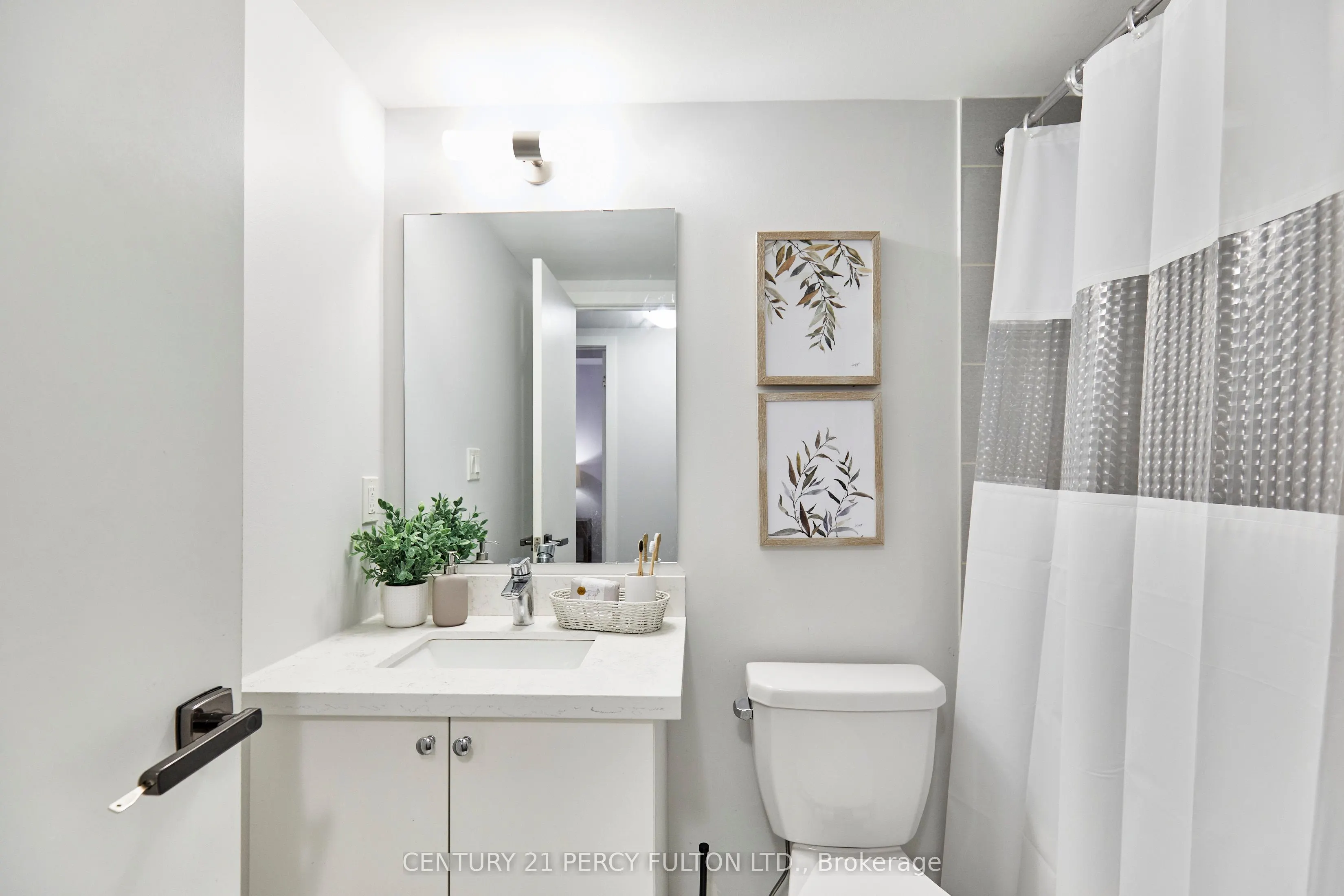 1555 Kingston Road, #114