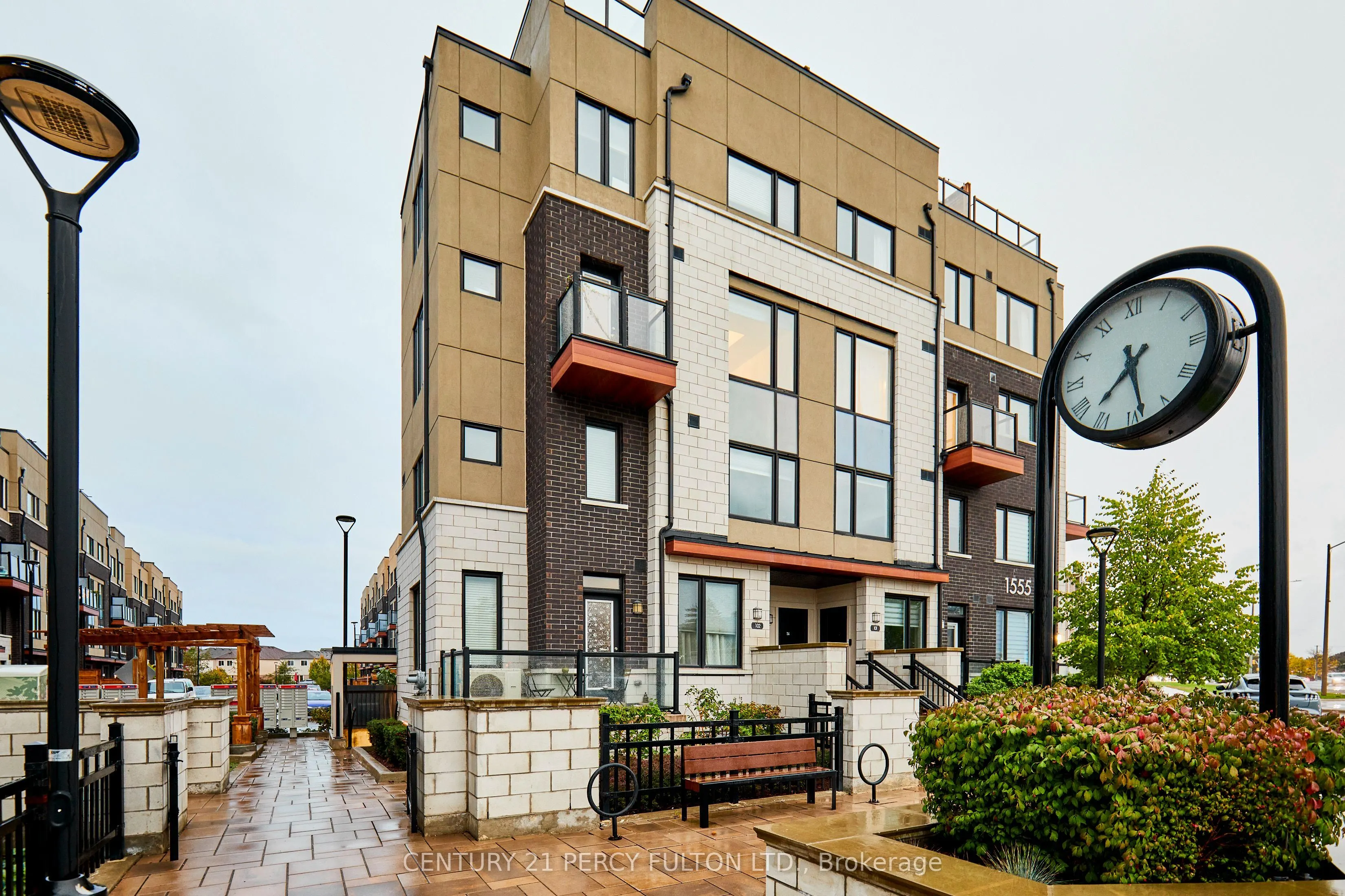 1555 Kingston Road, #114