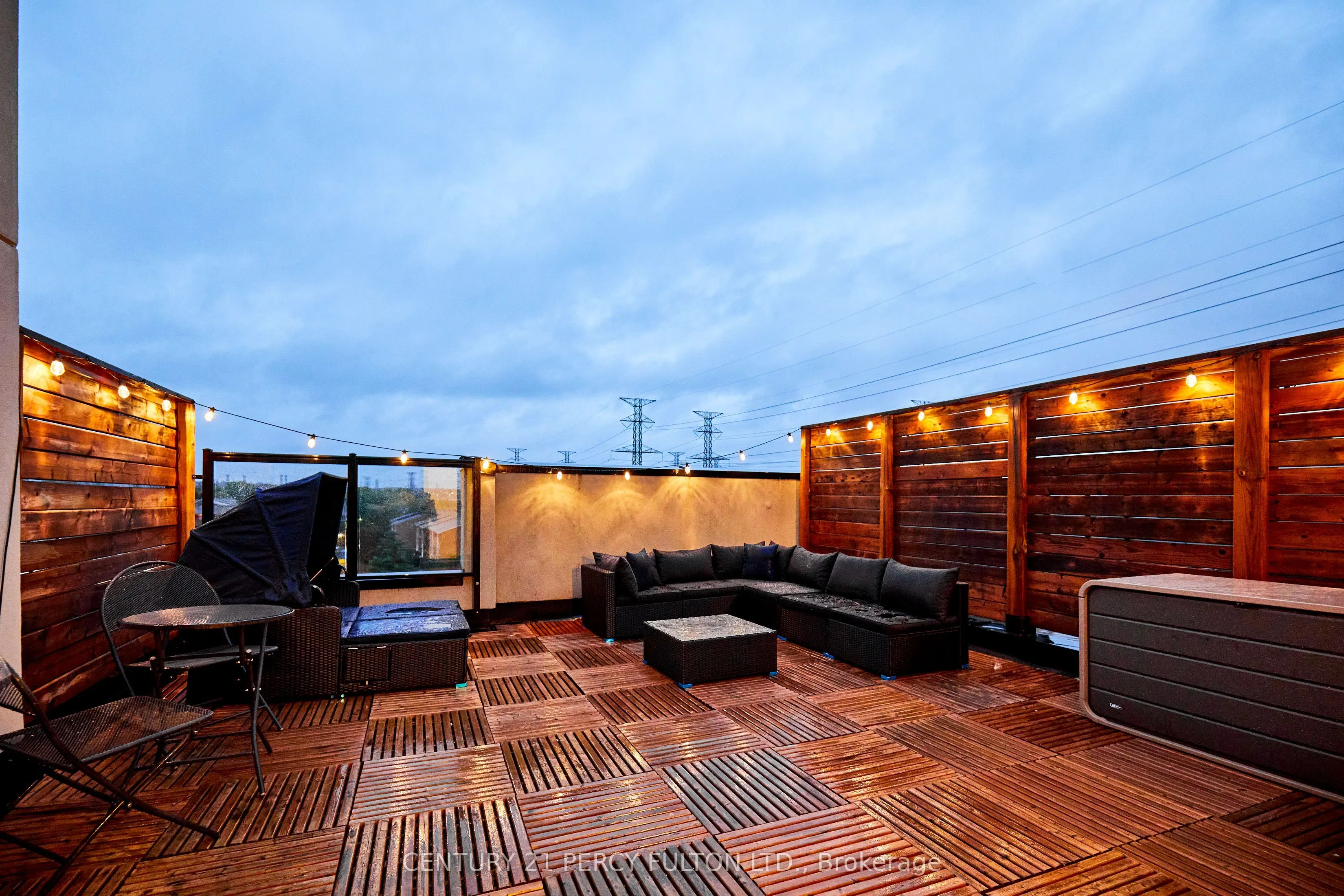 1555 Kingston Road, #114
