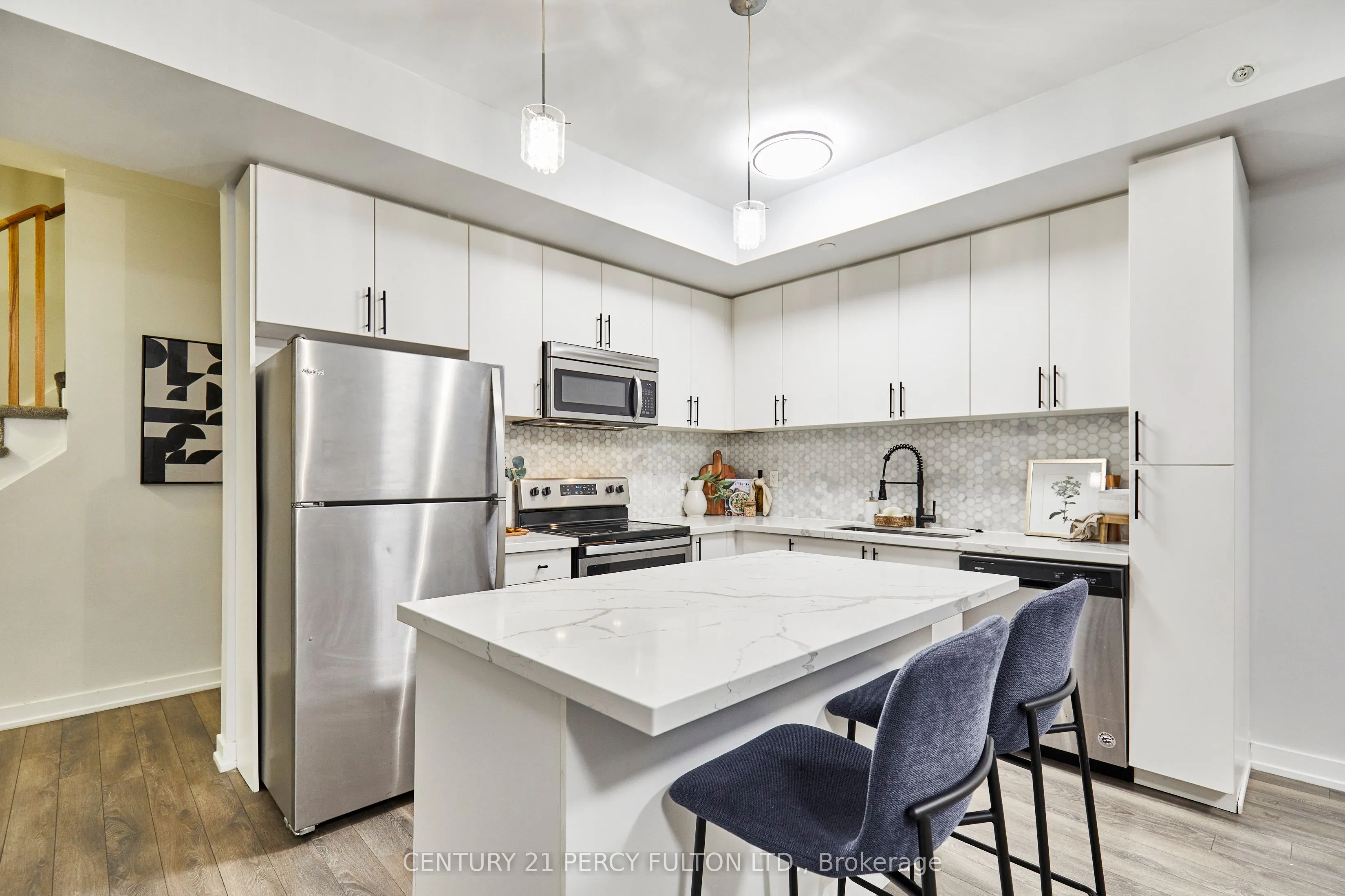 1555 Kingston Road, #114