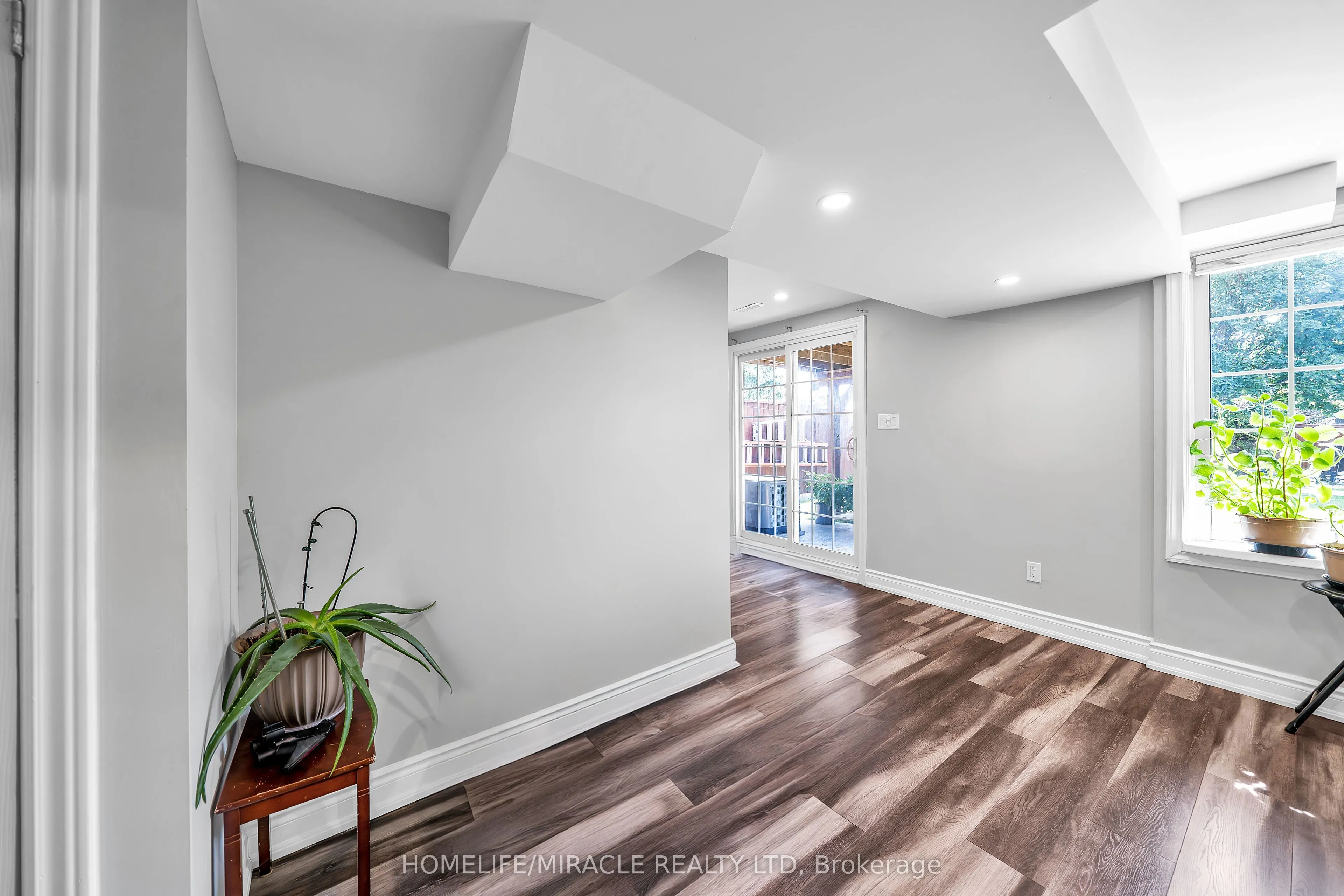 56 Fairmeadow Place