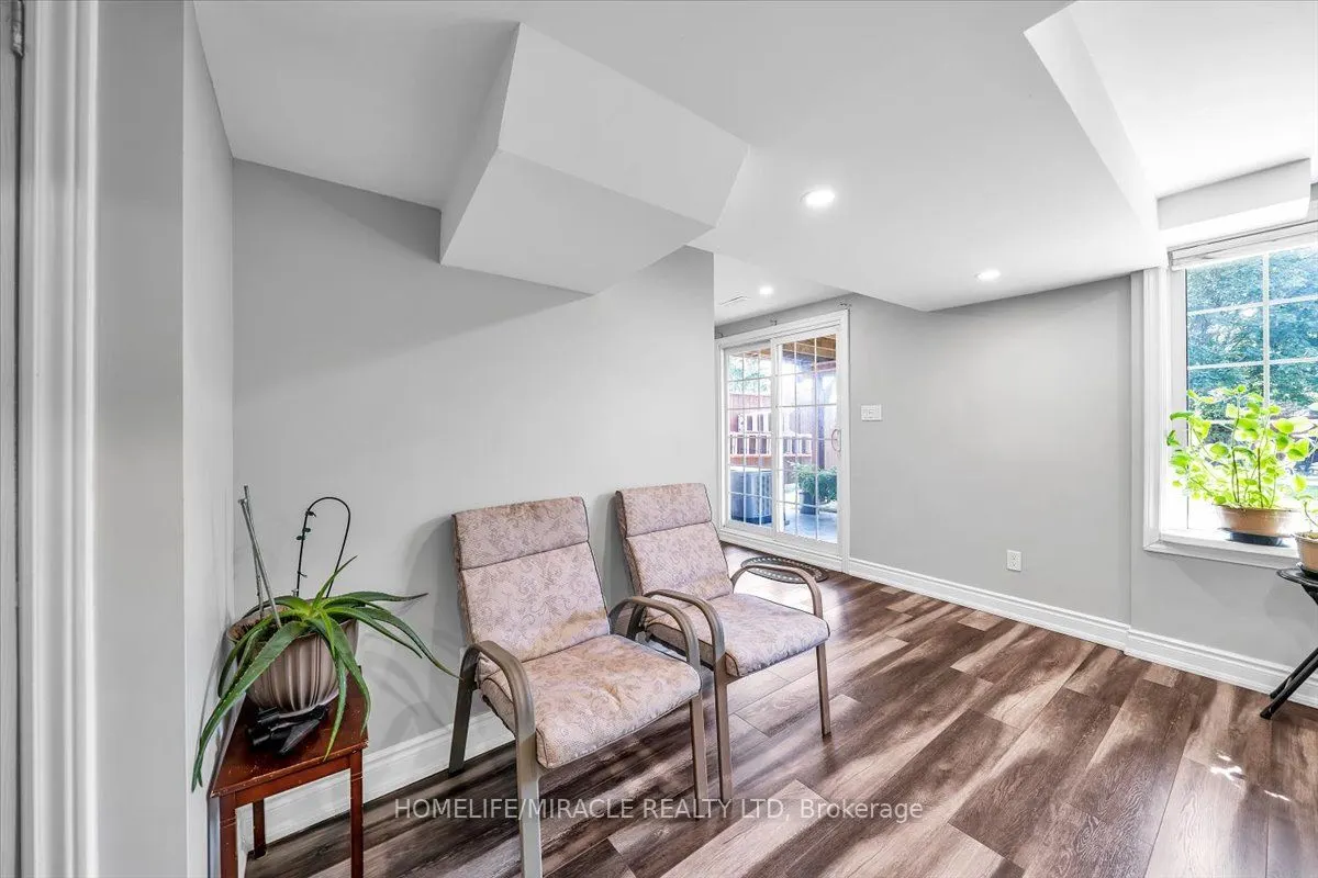 56 Fairmeadow Place