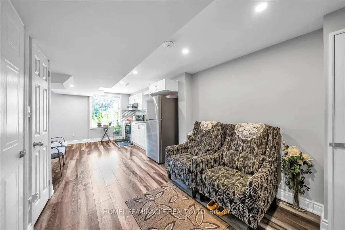 56 Fairmeadow Place