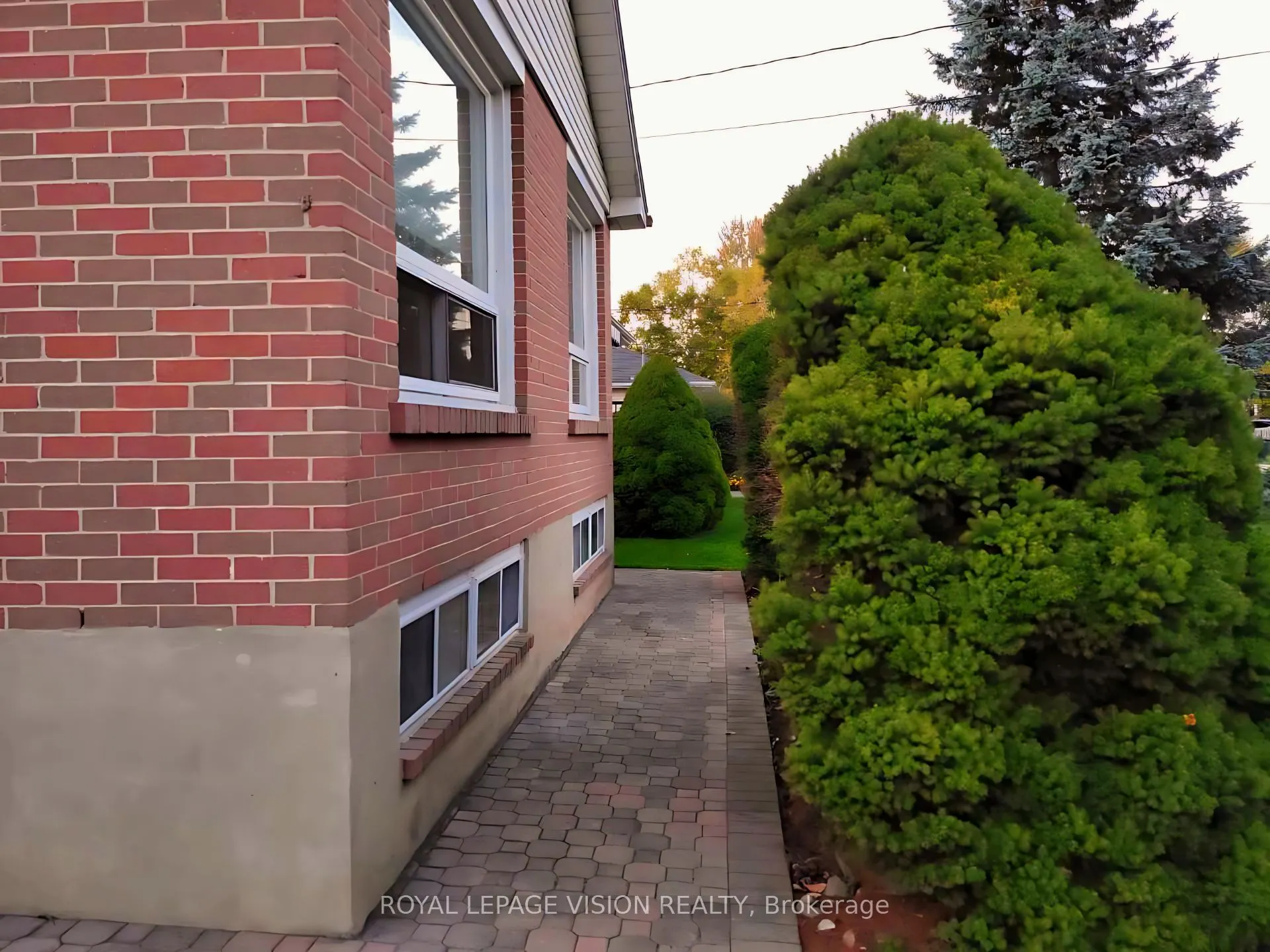 696 Victory Drive, #BSMT