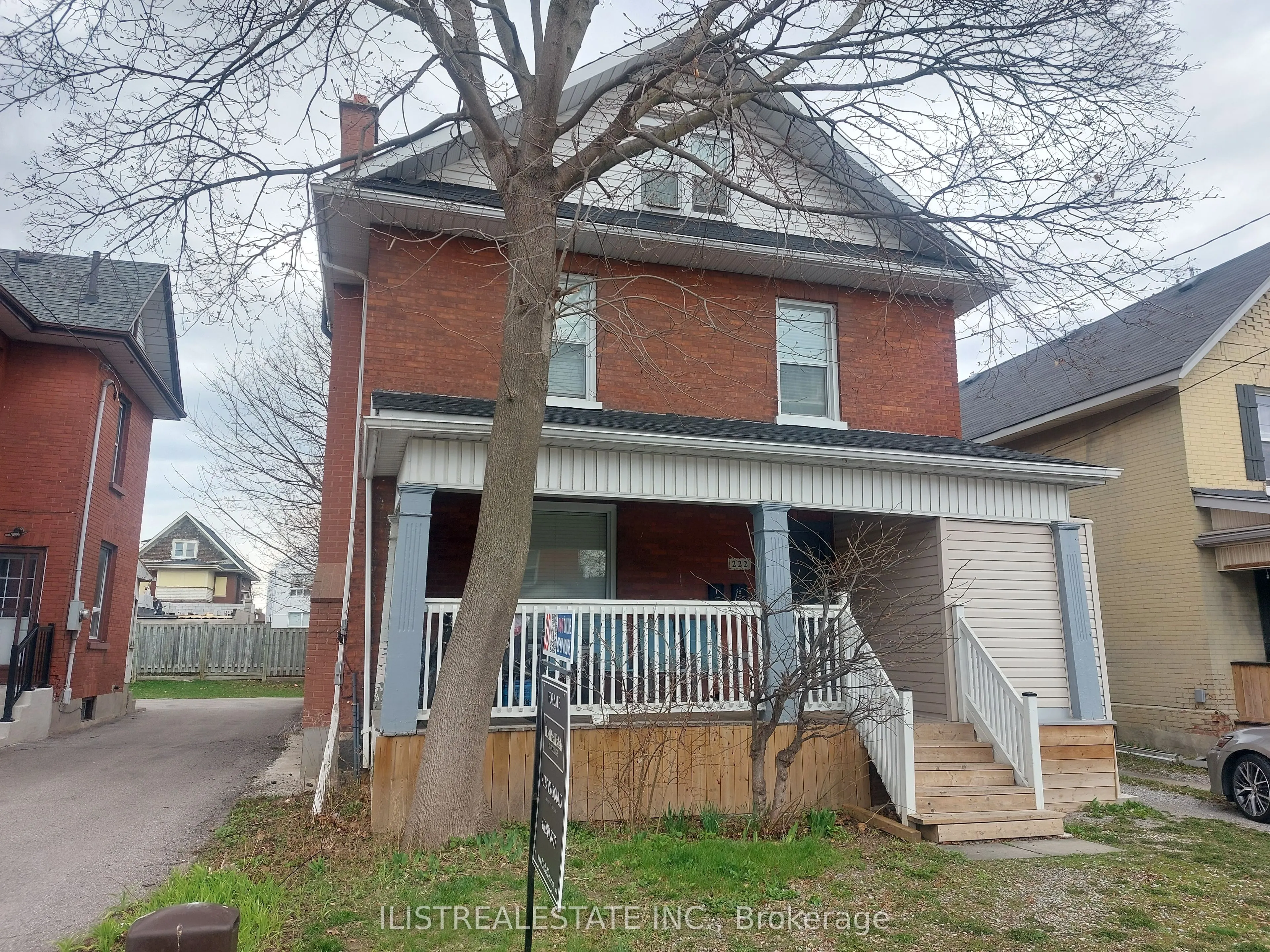 222 Athol Street E