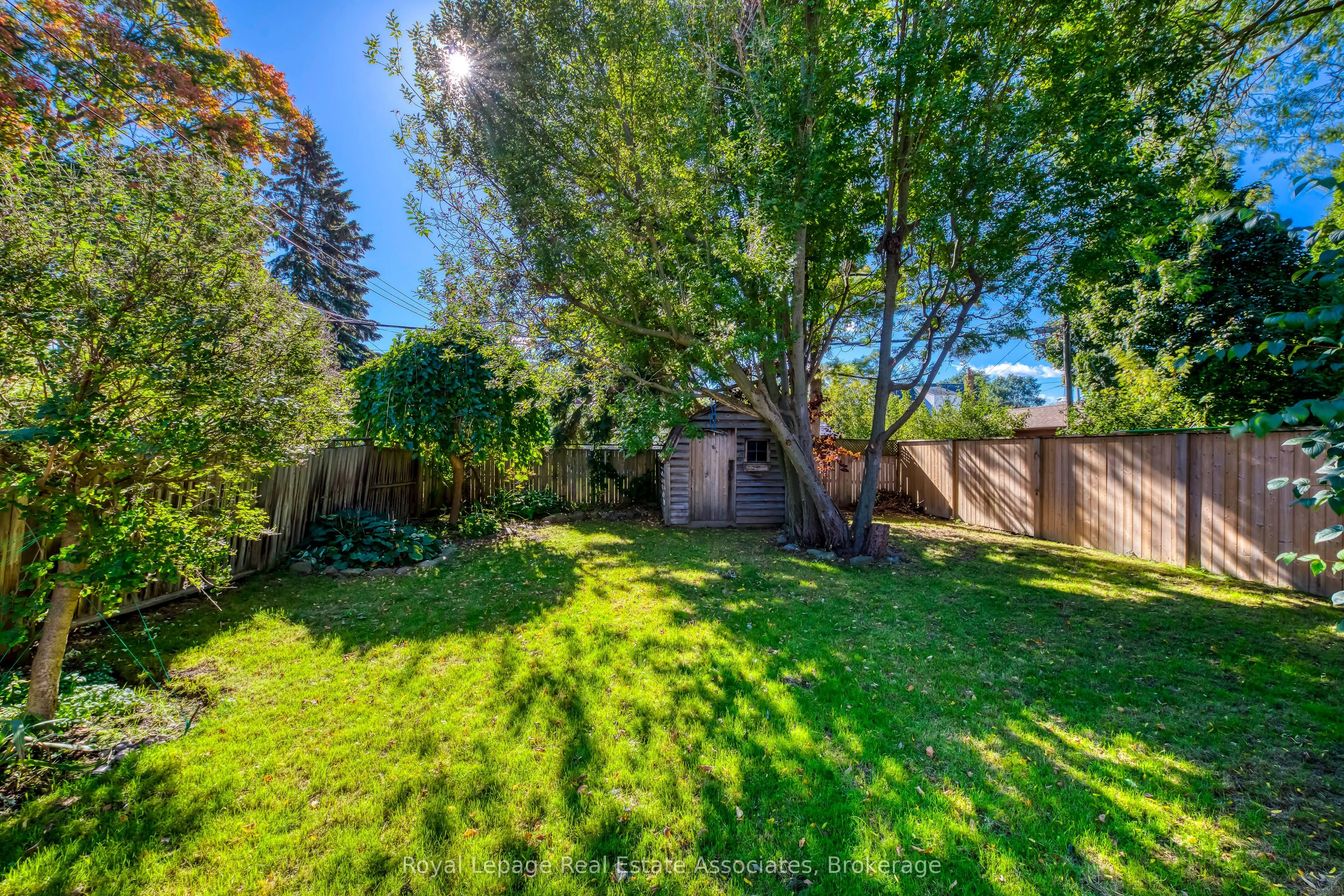 21 Brenton Street