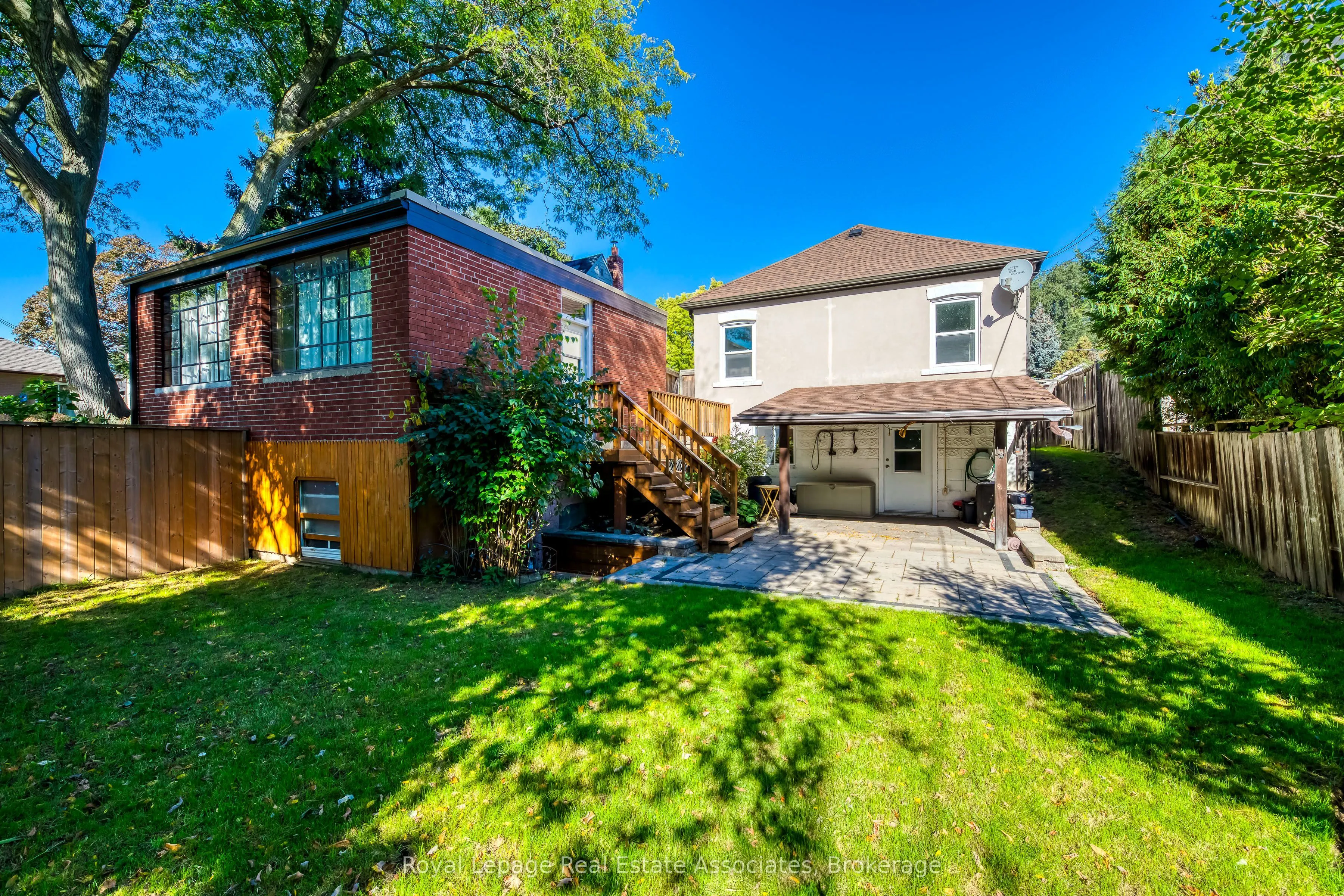 21 Brenton Street