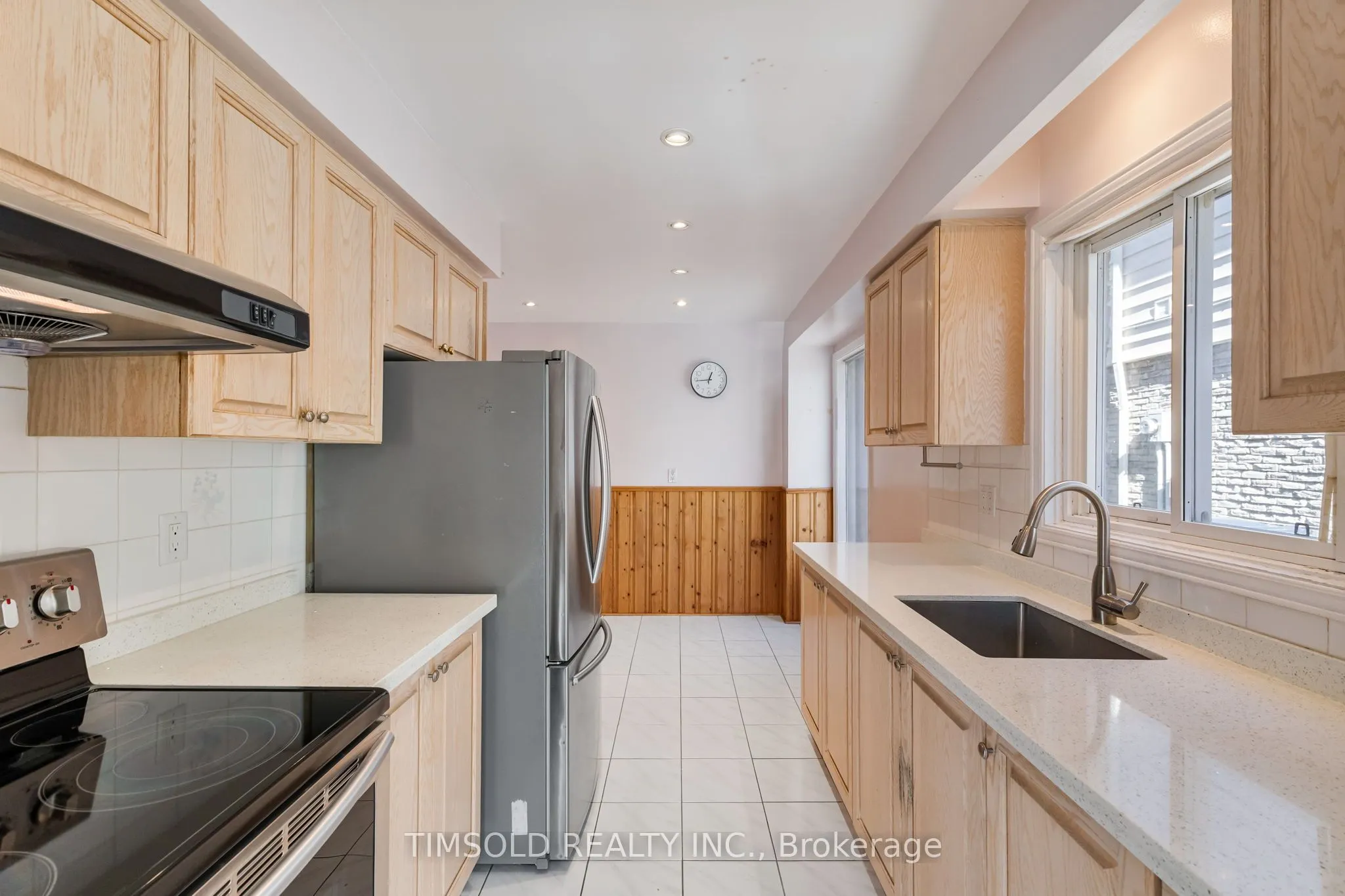 47 Carolbreen Square
