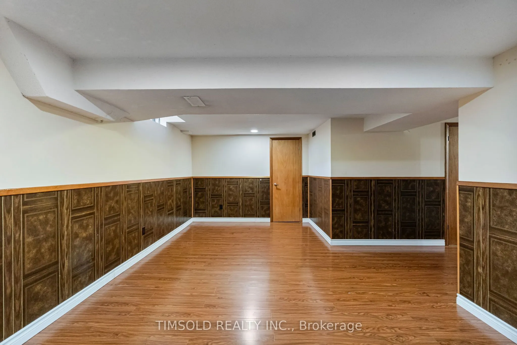 47 Carolbreen Square