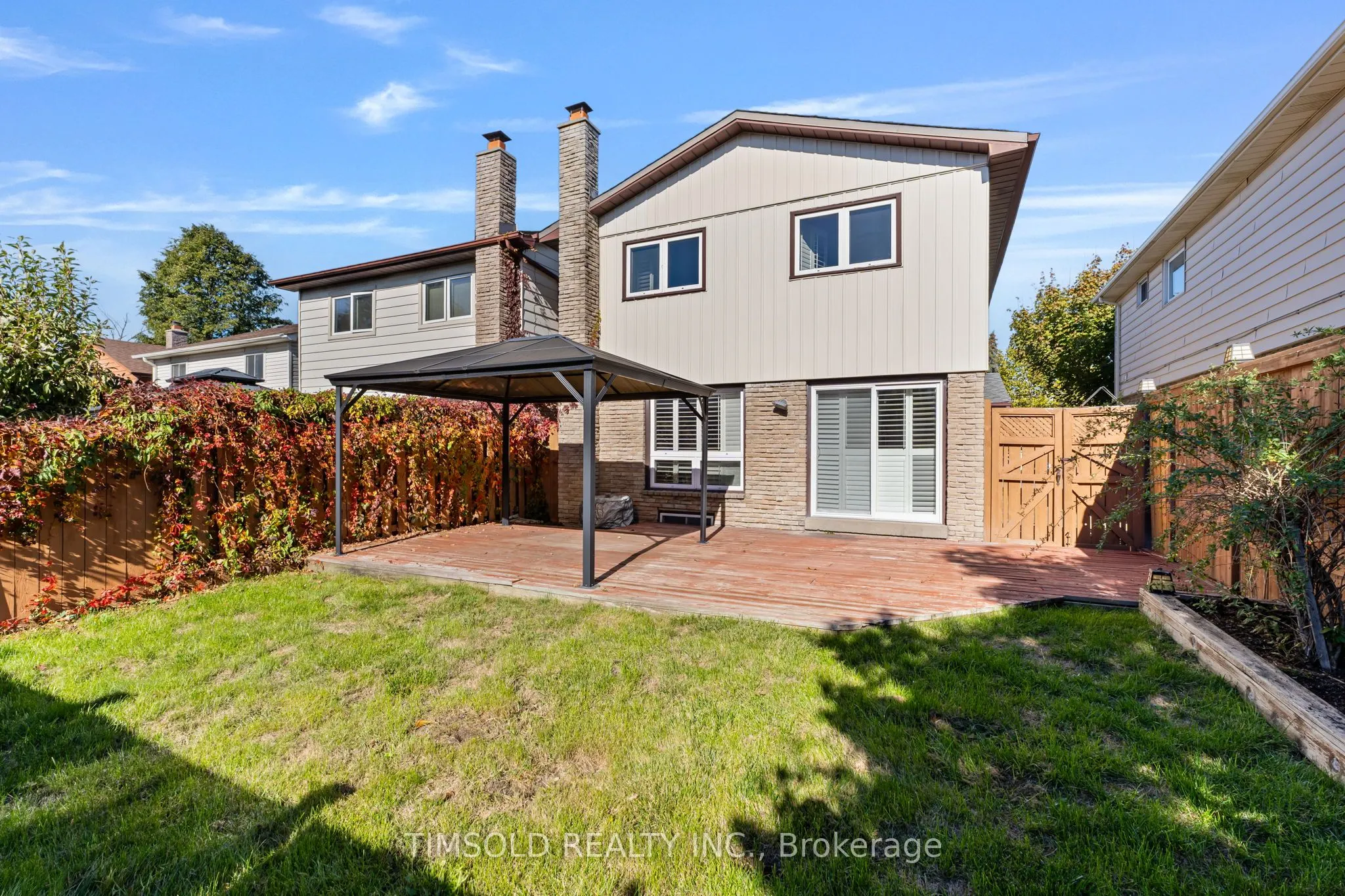 47 Carolbreen Square