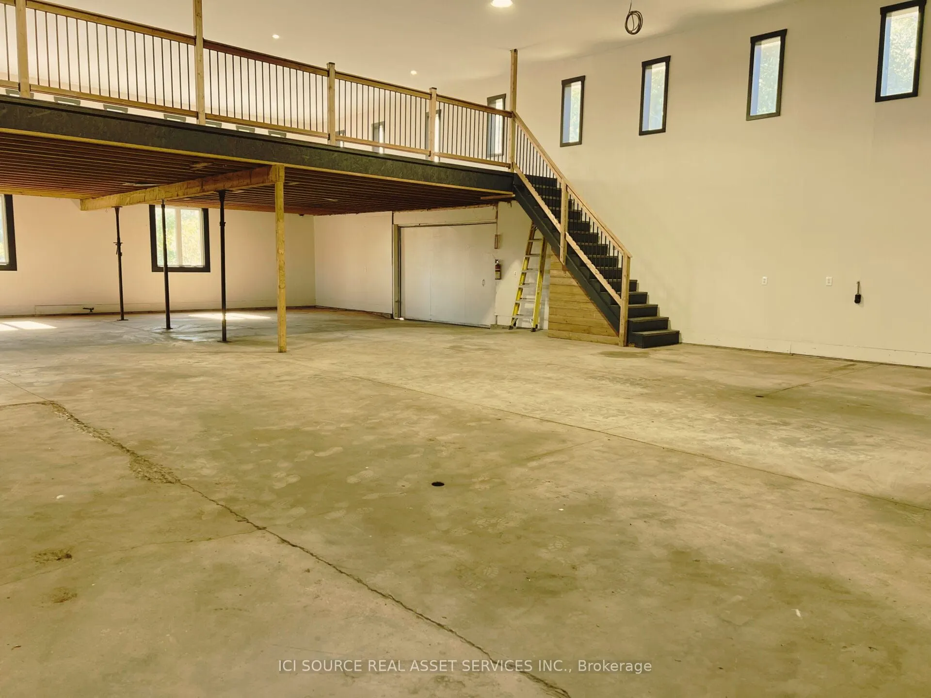 22990 Highway, #12
