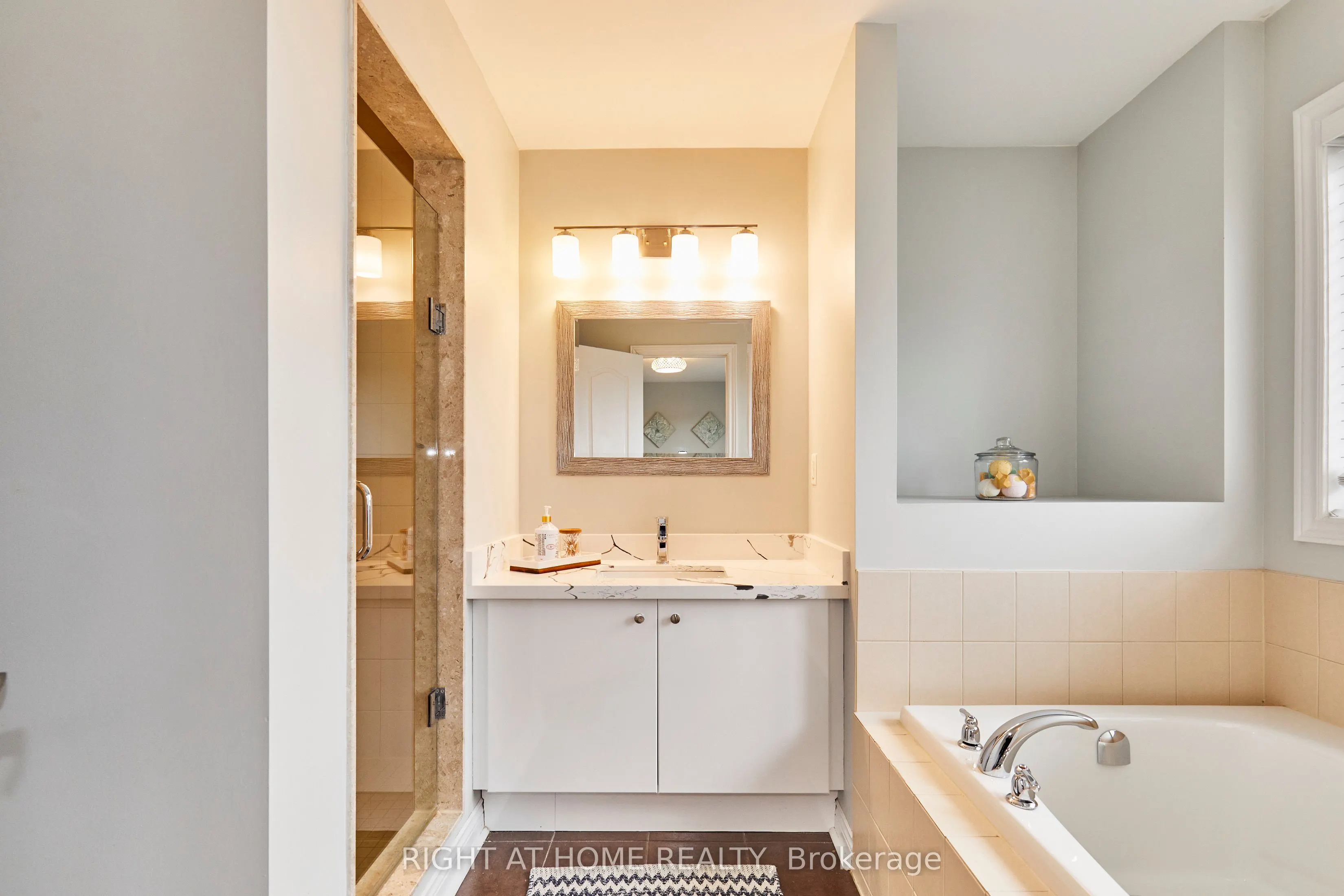 71 Keith-Wright Crescent
