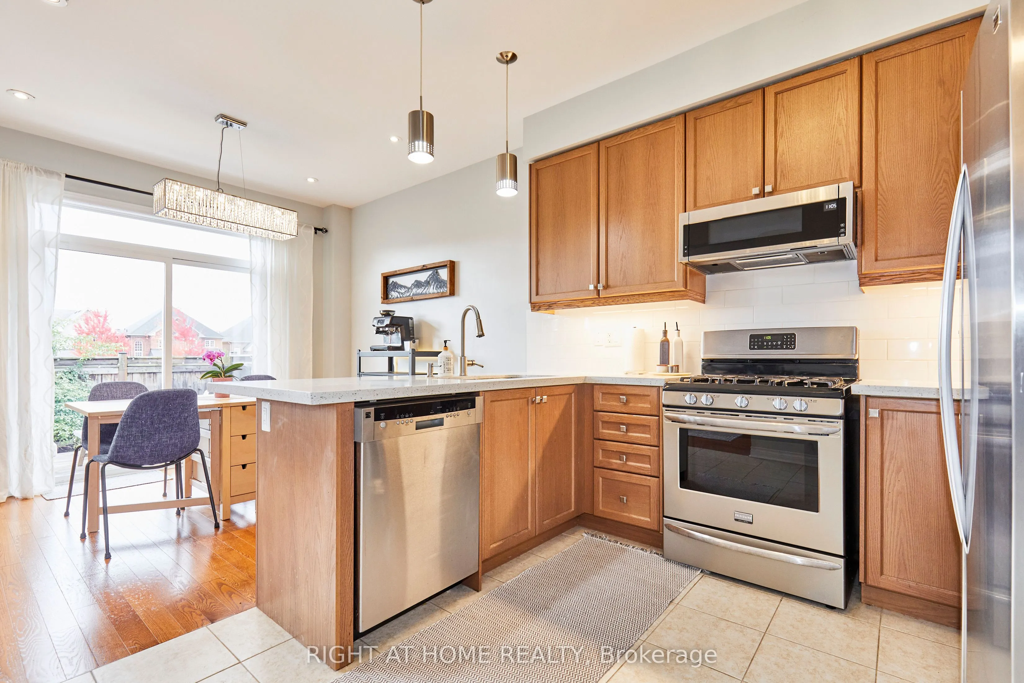 71 Keith-Wright Crescent